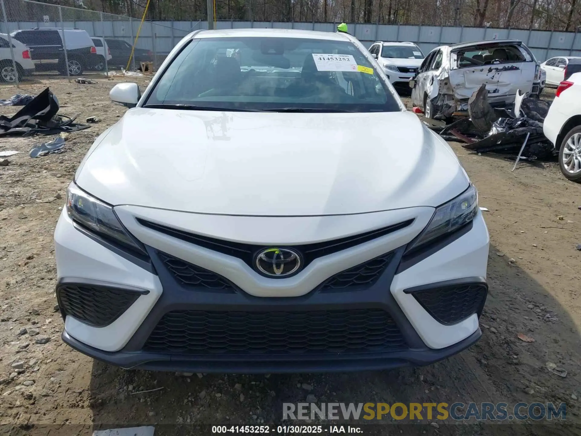 13 Фотография поврежденного автомобиля 4T1T11AK6NU013136 TOYOTA CAMRY 2022