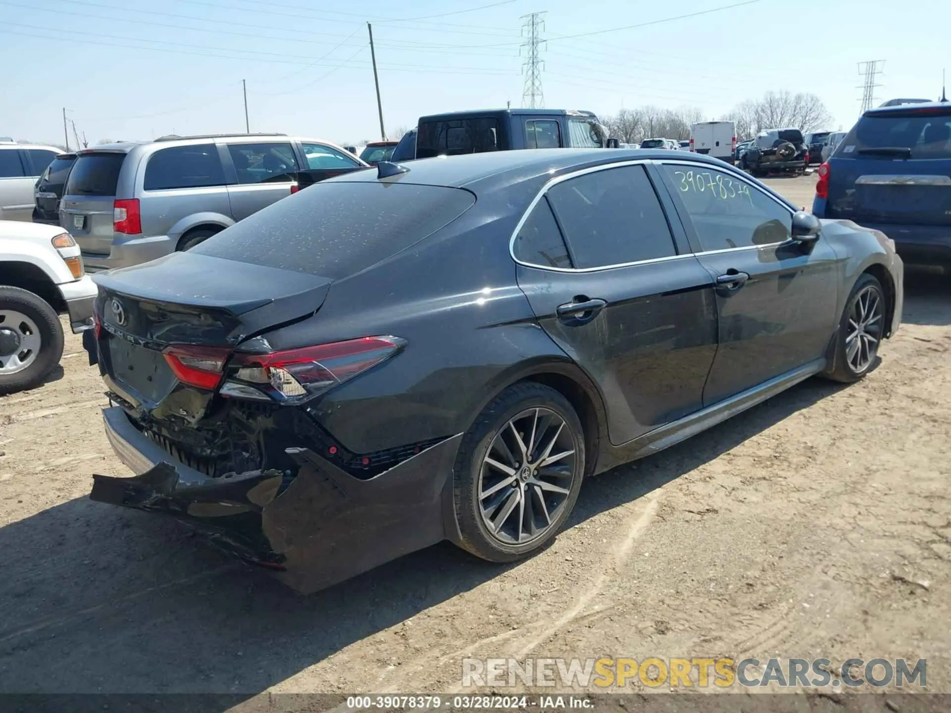 4 Фотография поврежденного автомобиля 4T1T11AK6NU039705 TOYOTA CAMRY 2022