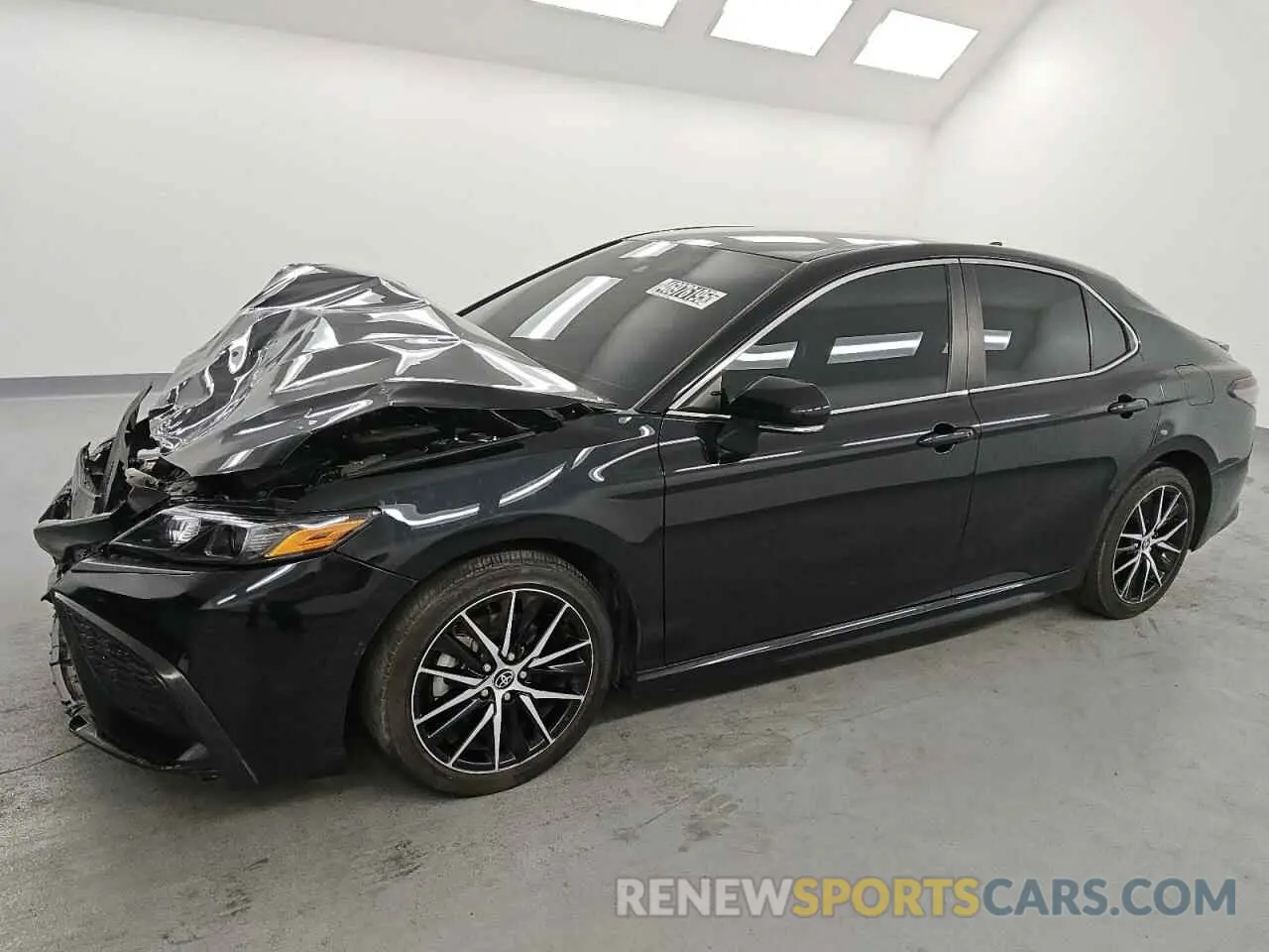 1 Photograph of a damaged car 4T1T11AK6NU048520 TOYOTA CAMRY 2022
