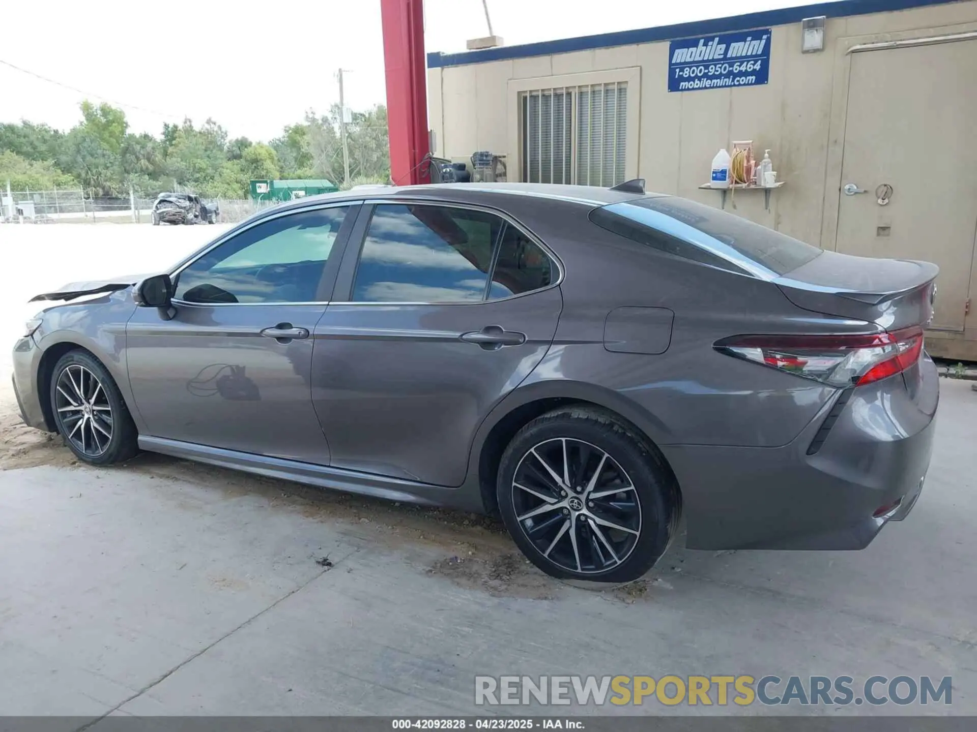 14 Фотография поврежденного автомобиля 4T1T11AK6NU639527 TOYOTA CAMRY 2022