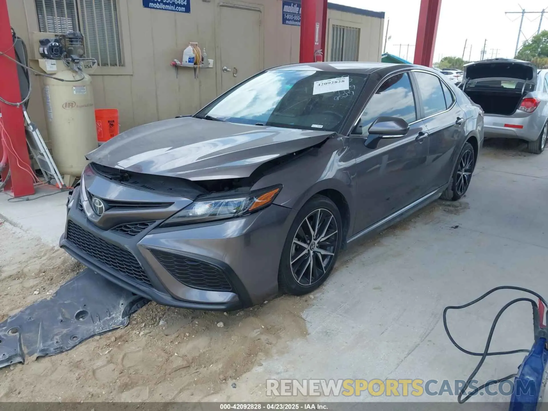 2 Фотография поврежденного автомобиля 4T1T11AK6NU639527 TOYOTA CAMRY 2022