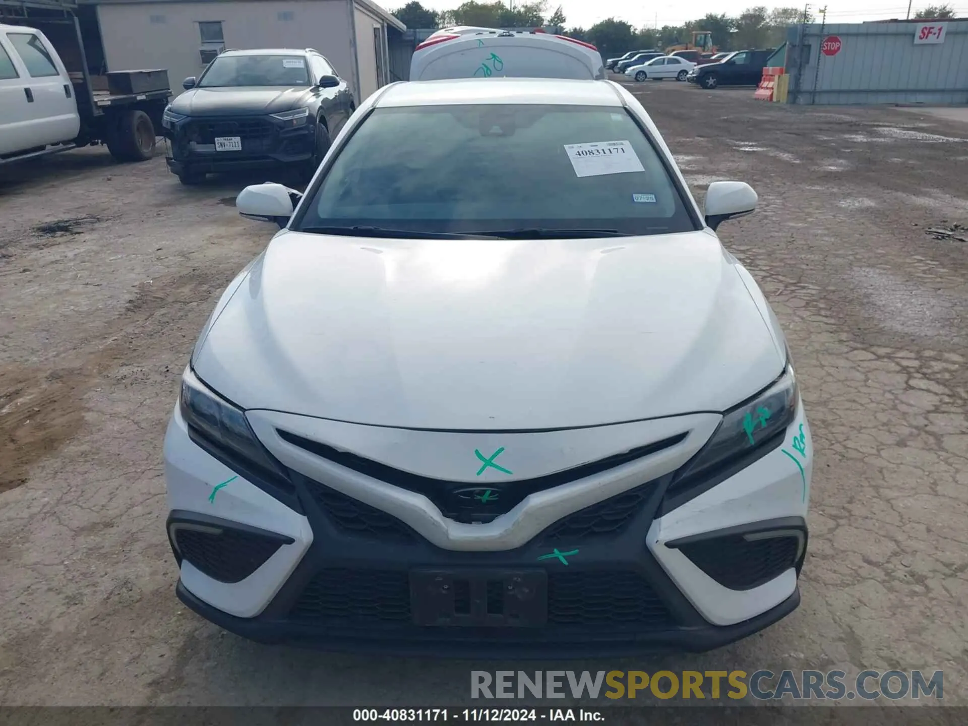 13 Photograph of a damaged car 4T1T11AK8NU075993 TOYOTA CAMRY 2022