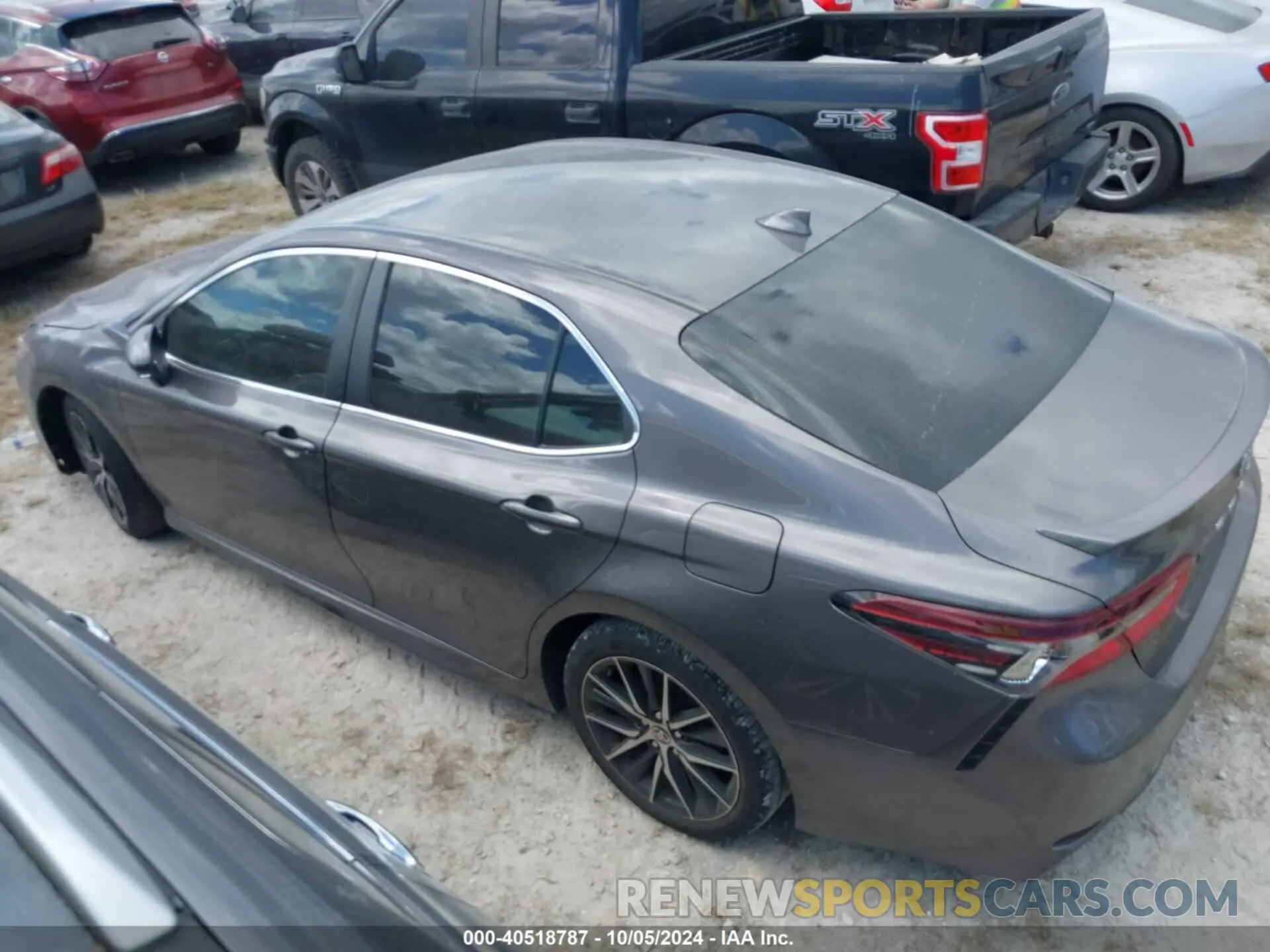 13 Фотография поврежденного автомобиля 4T1T11AK9NU695185 TOYOTA CAMRY 2022