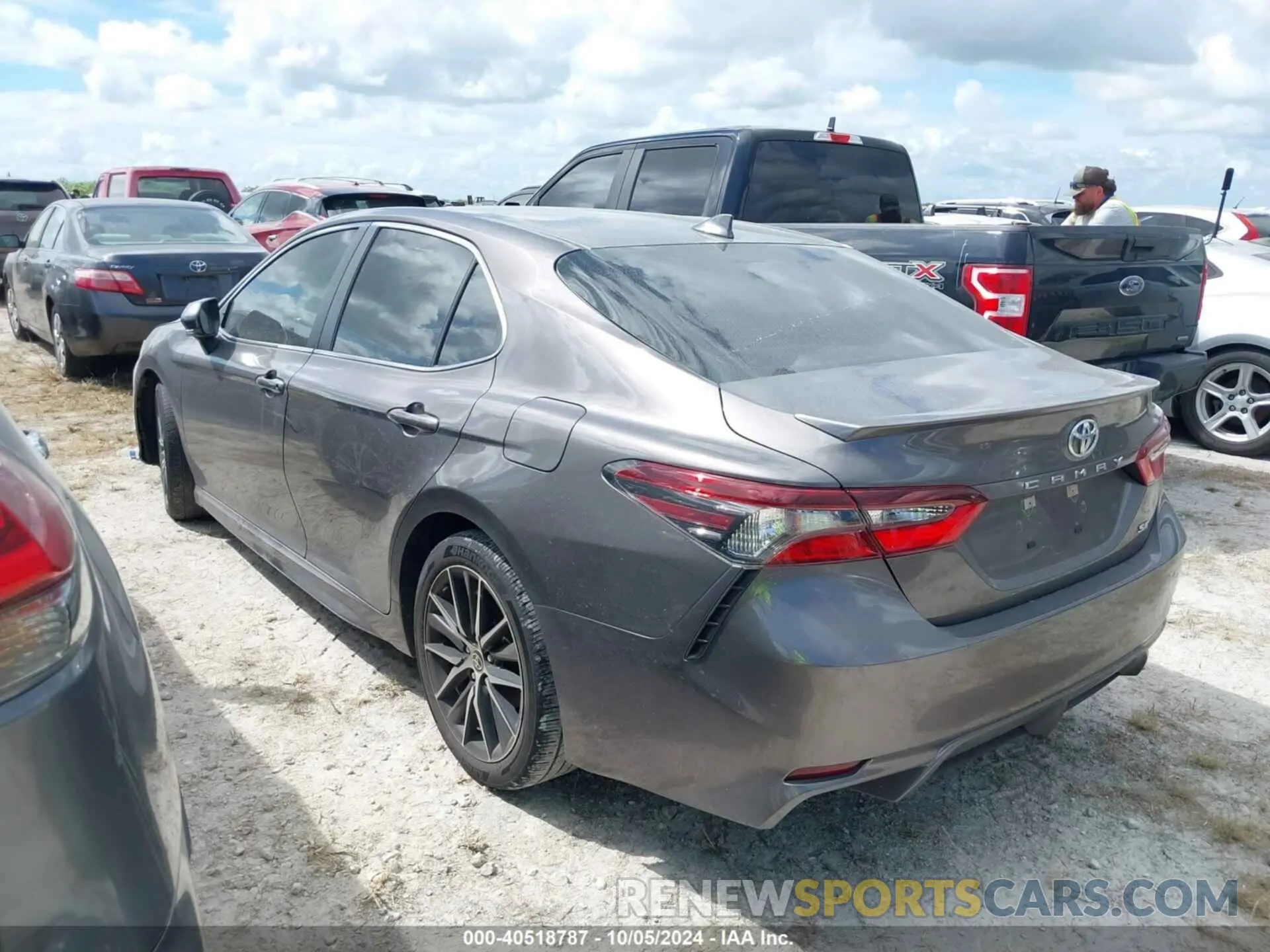 3 Фотография поврежденного автомобиля 4T1T11AK9NU695185 TOYOTA CAMRY 2022