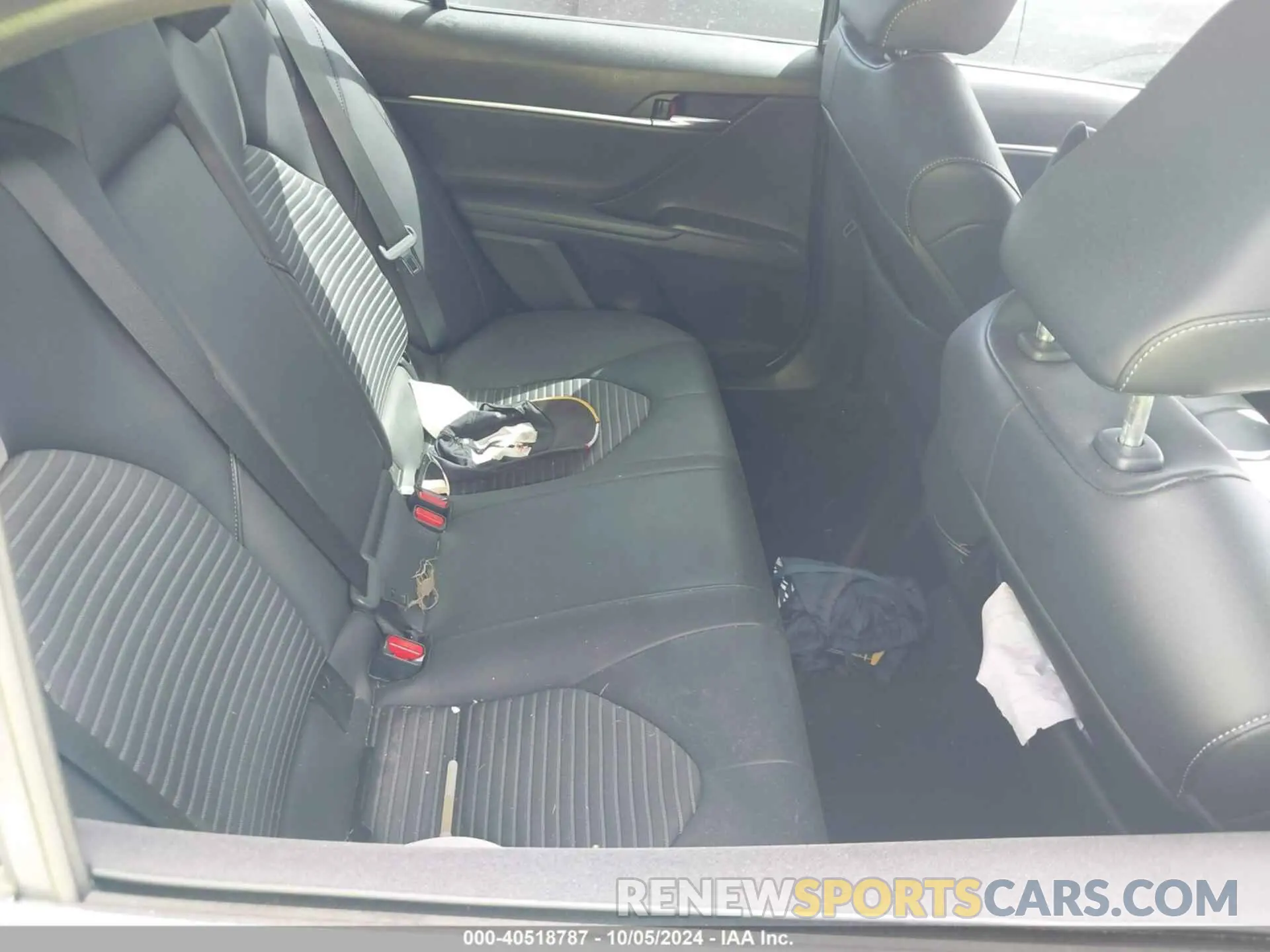 8 Фотография поврежденного автомобиля 4T1T11AK9NU695185 TOYOTA CAMRY 2022