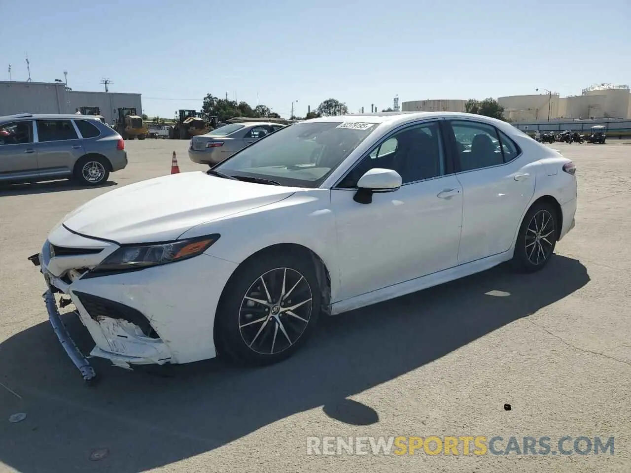 1 Photograph of a damaged car 4T1T11AKXNU624951 TOYOTA CAMRY 2022