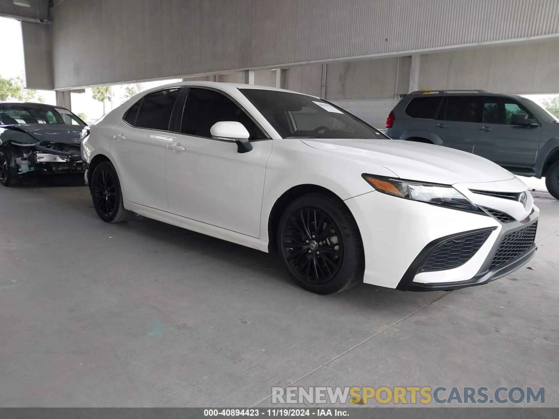 1 Photograph of a damaged car 4T1T11AKXNU642754 TOYOTA CAMRY 2022