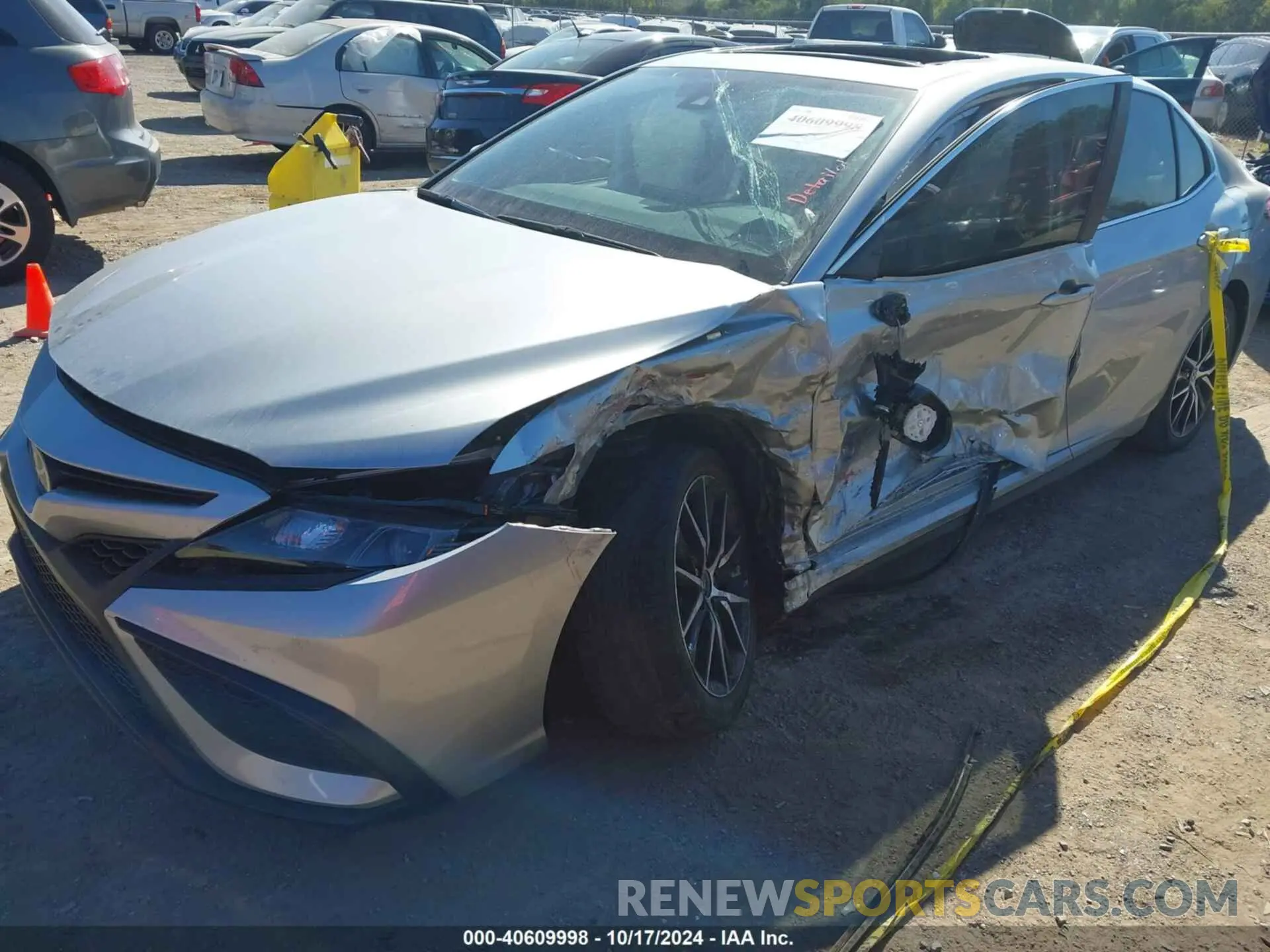 2 Фотография поврежденного автомобиля 4T1T11BK1NU060802 TOYOTA CAMRY 2022