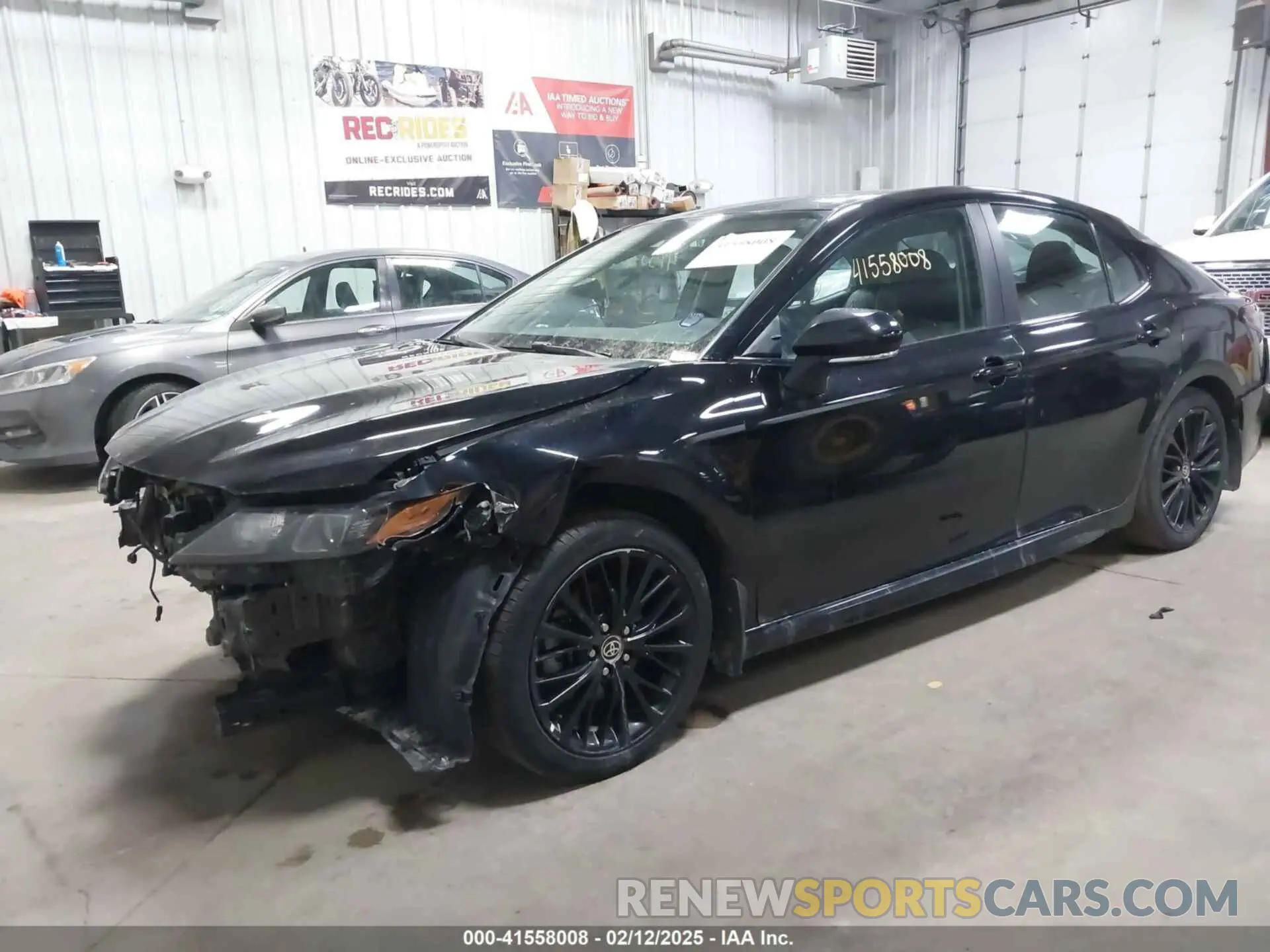2 Фотография поврежденного автомобиля 4T1T11BK3NU068433 TOYOTA CAMRY 2022
