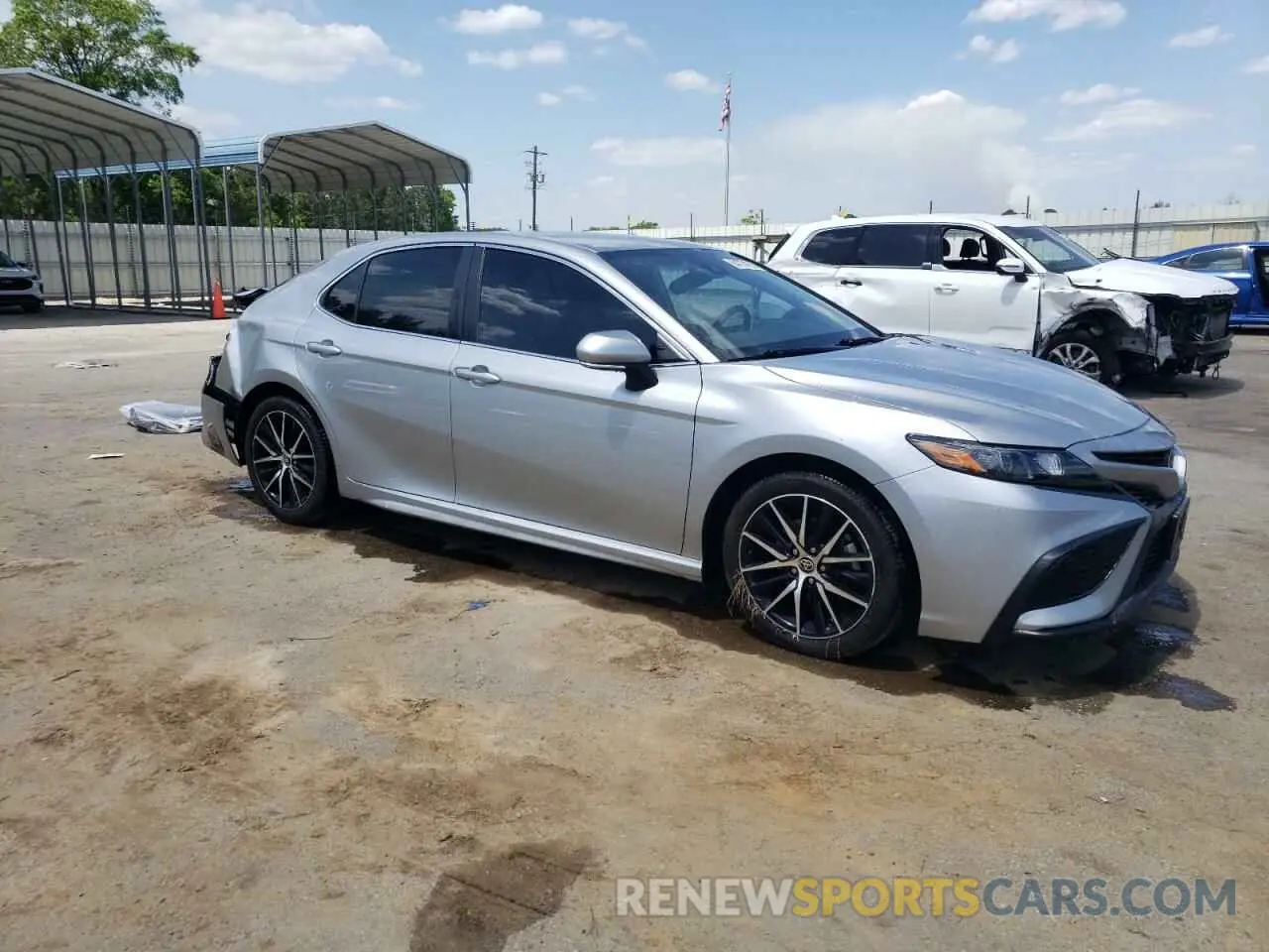 4 Фотография поврежденного автомобиля 4T1T11BK4NU048479 TOYOTA CAMRY 2022