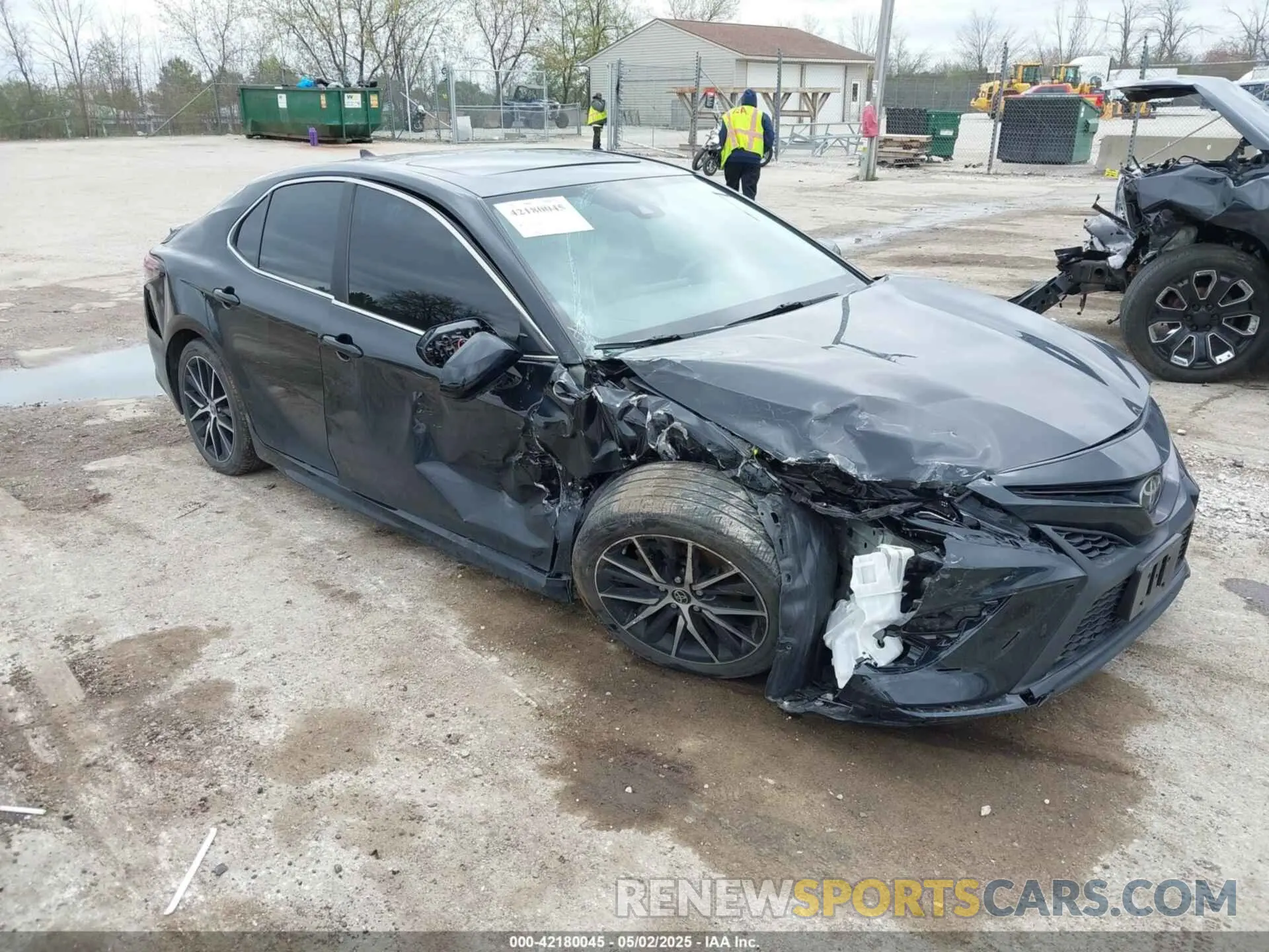 1 Photograph of a damaged car 4T1T11BK9NU047845 TOYOTA CAMRY 2022