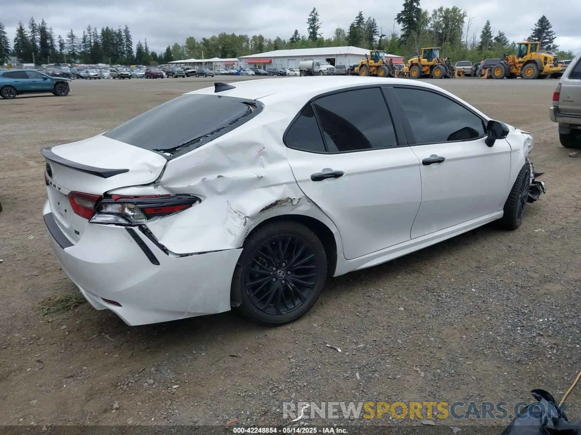 4 Фотография поврежденного автомобиля 4T1T31AK1NU045082 TOYOTA CAMRY 2022