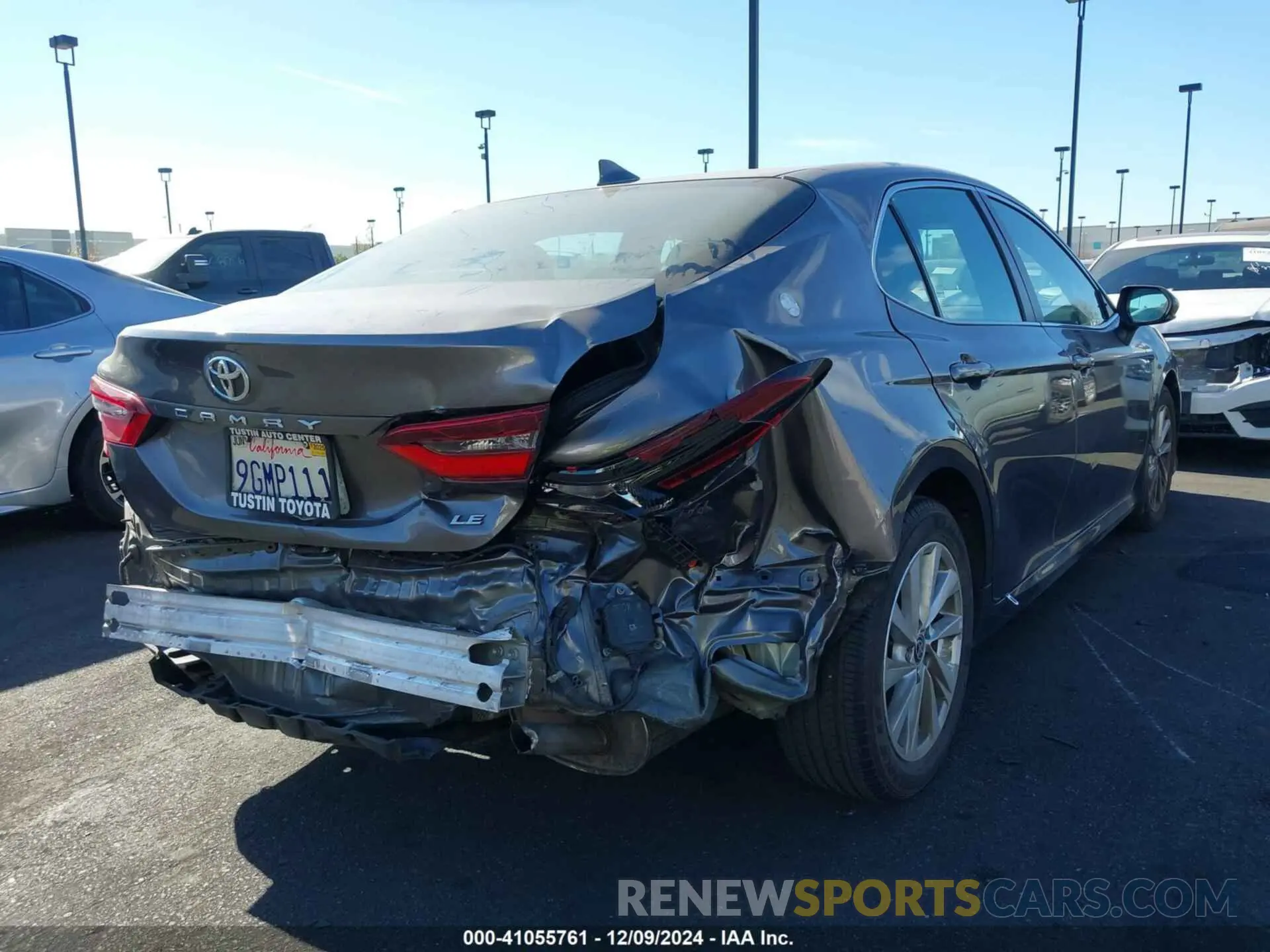 6 Фотография поврежденного автомобиля 4L1R11AK9PU163951 TOYOTA CAMRY 2023