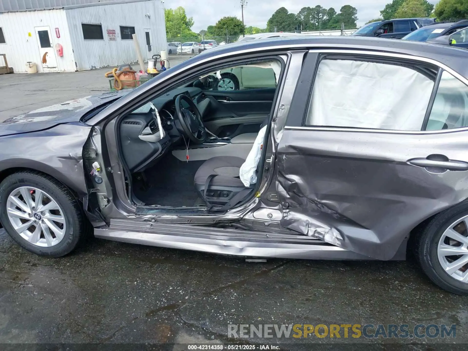 15 Photograph of a damaged car 4T1C11AK0PU142671 TOYOTA CAMRY 2023