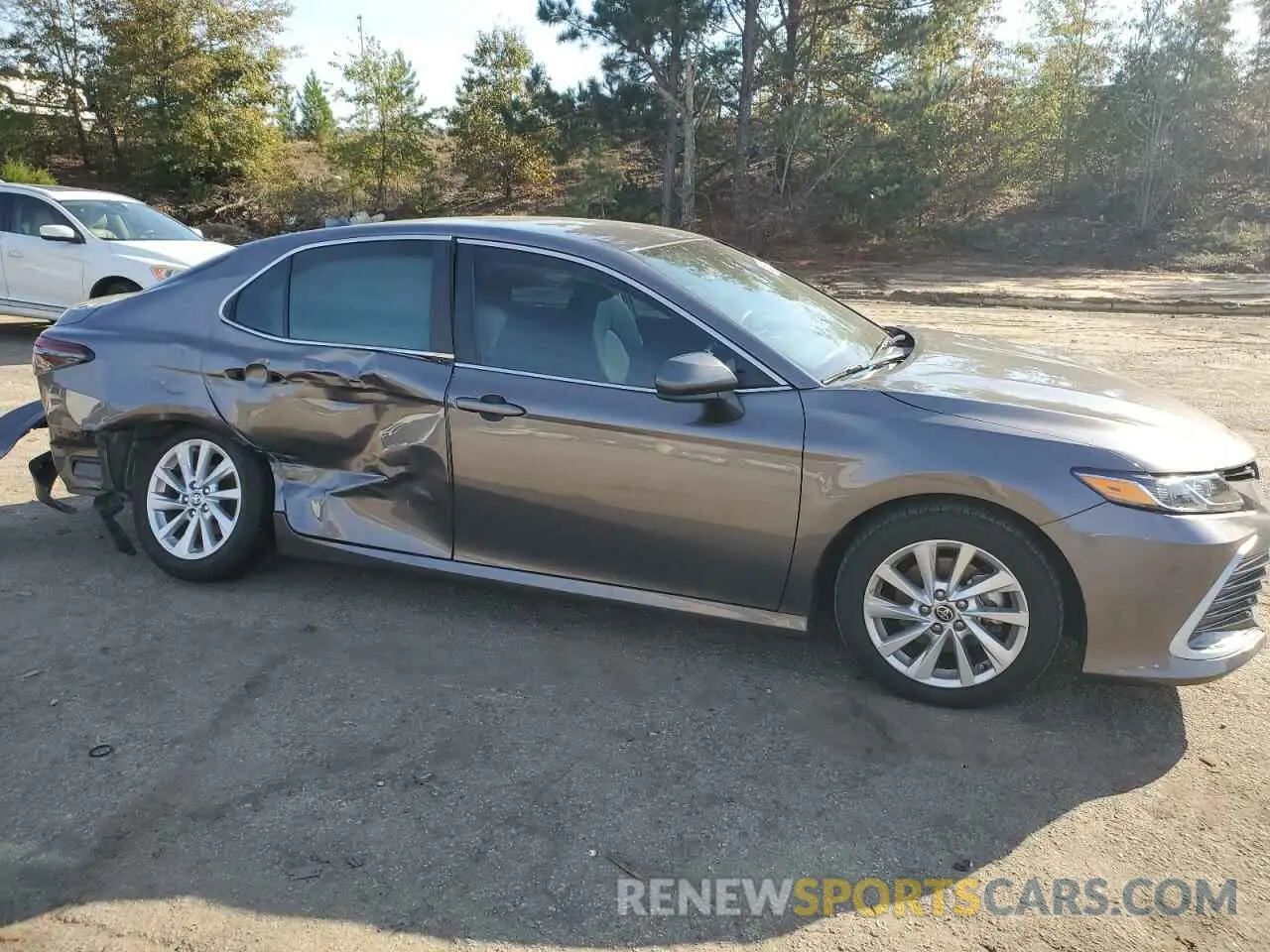 4 Фотография поврежденного автомобиля 4T1C11AK0PU150009 TOYOTA CAMRY 2023