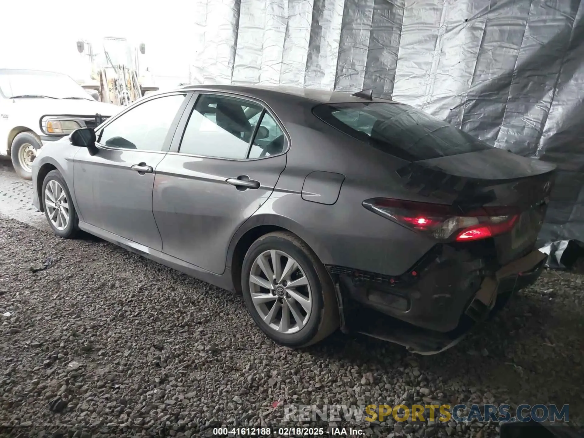 3 Фотография поврежденного автомобиля 4T1C11AK0PU764073 TOYOTA CAMRY 2023