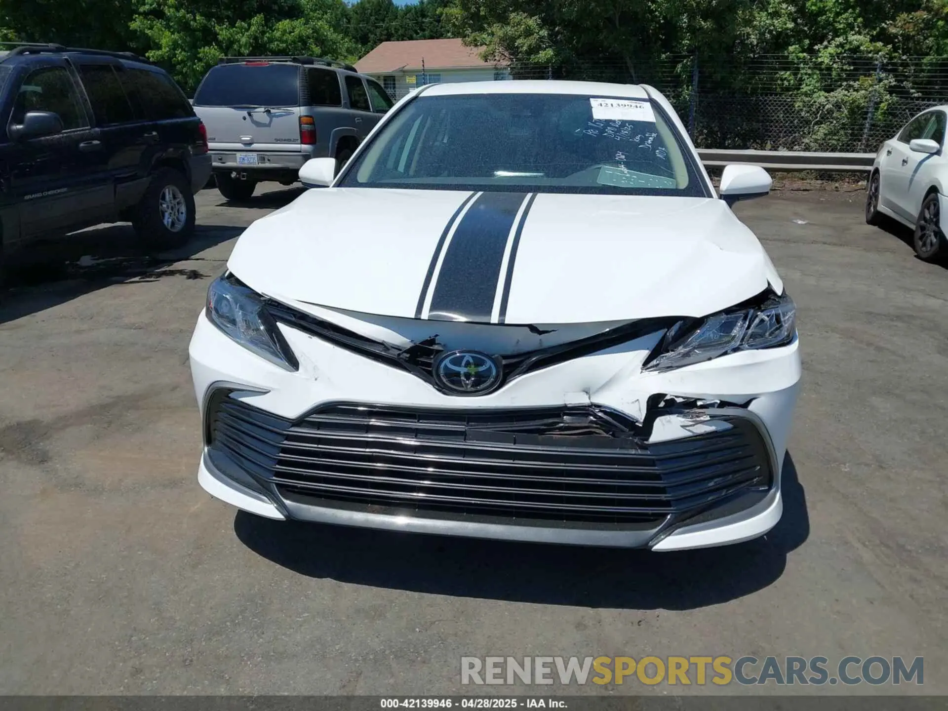 6 Photograph of a damaged car 4T1C11AK1PU160614 TOYOTA CAMRY 2023