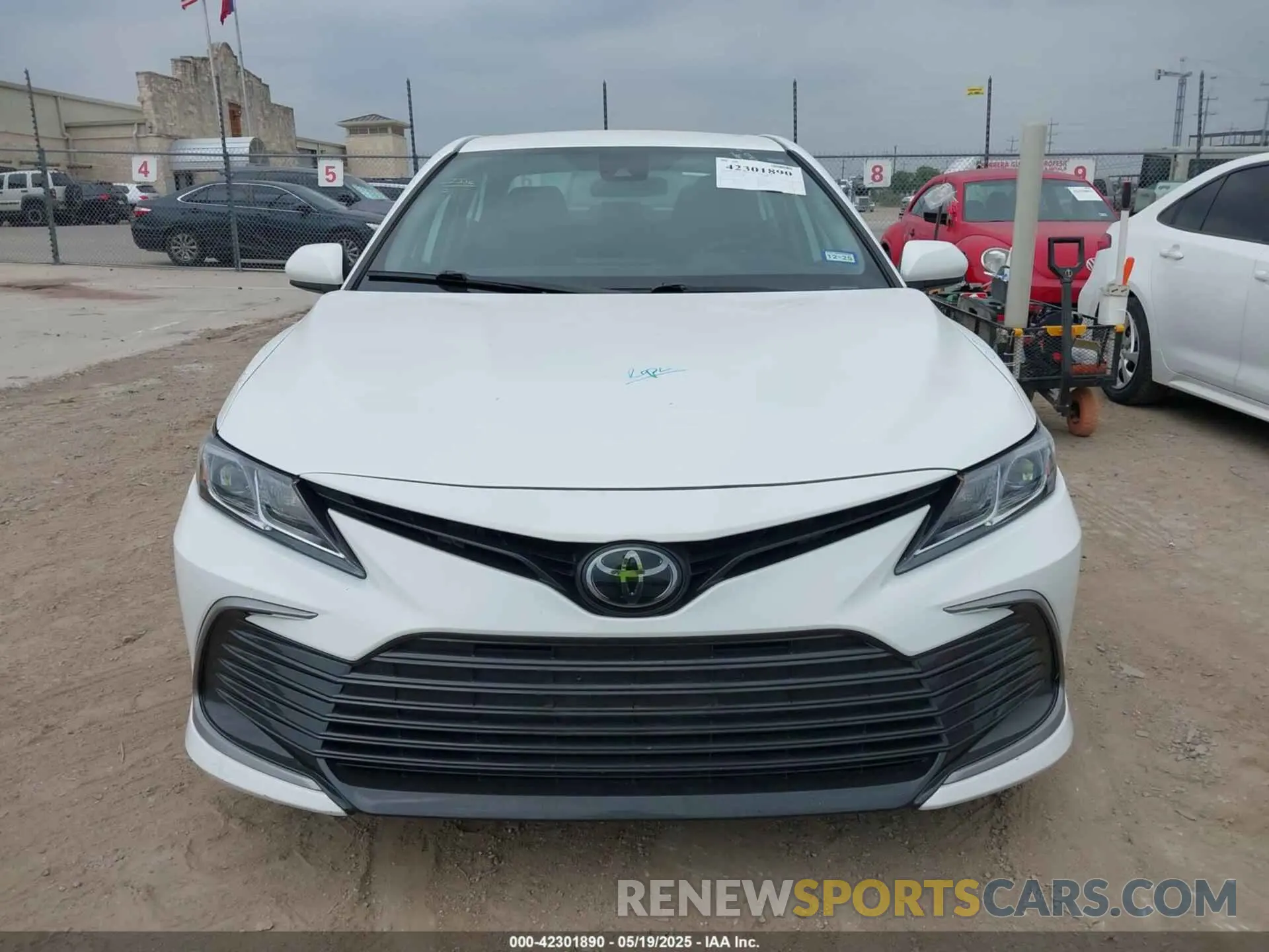 12 Photograph of a damaged car 4T1C11AK1PU770254 TOYOTA CAMRY 2023