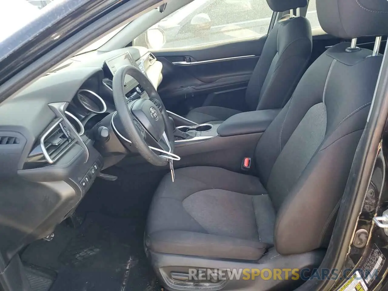 7 Фотография поврежденного автомобиля 4T1C11AK1PU823762 TOYOTA CAMRY 2023