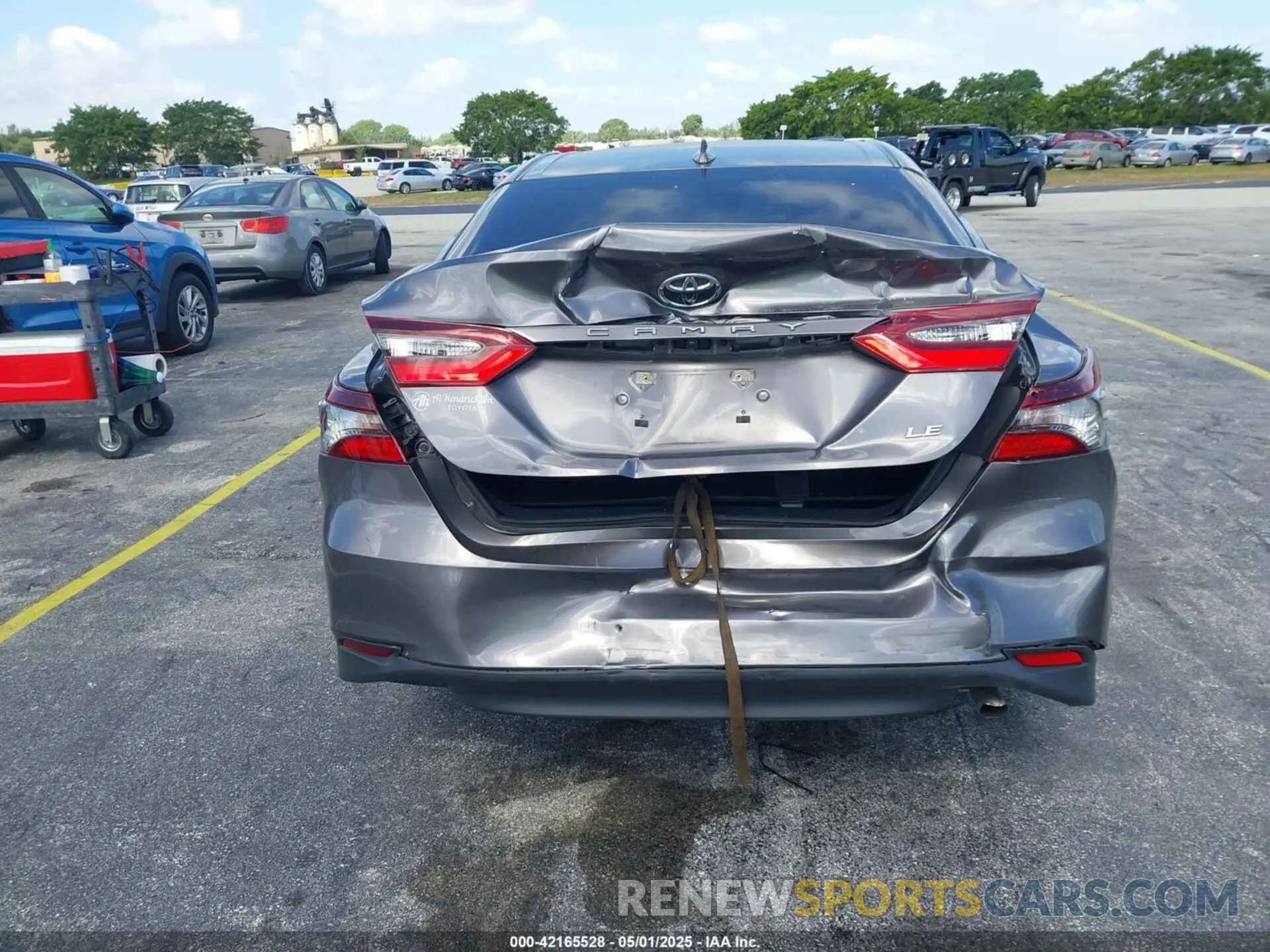 17 Photograph of a damaged car 4T1C11AK2PU080805 TOYOTA CAMRY 2023