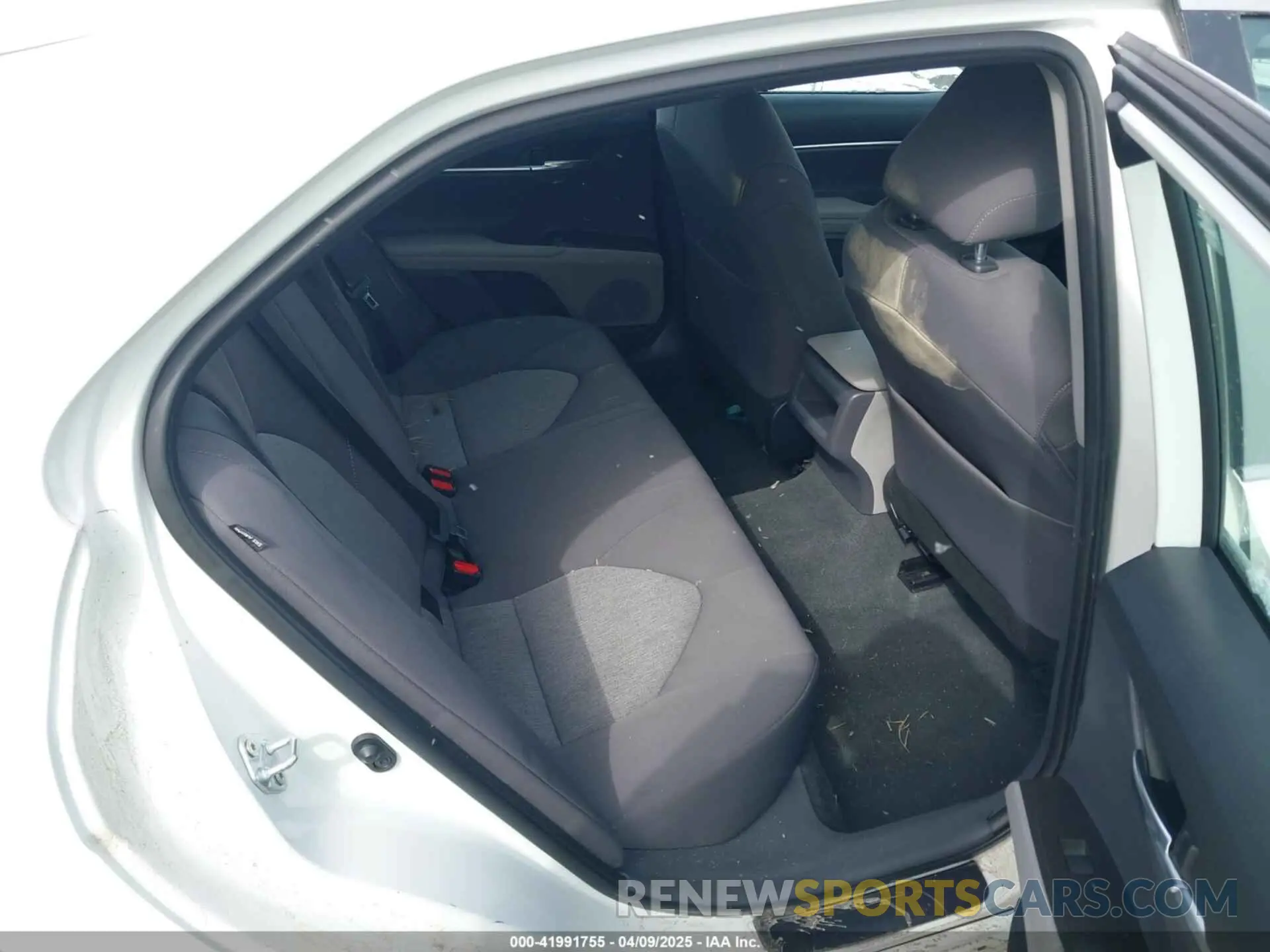 8 Фотография поврежденного автомобиля 4T1C11AK2PU106450 TOYOTA CAMRY 2023