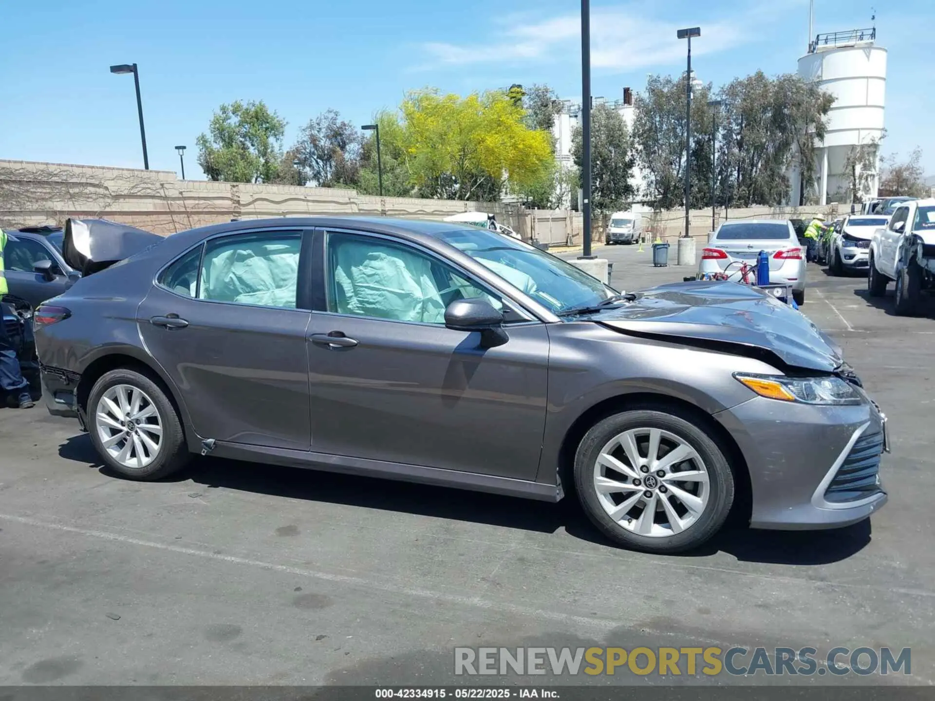14 Photograph of a damaged car 4T1C11AK2PU117562 TOYOTA CAMRY 2023