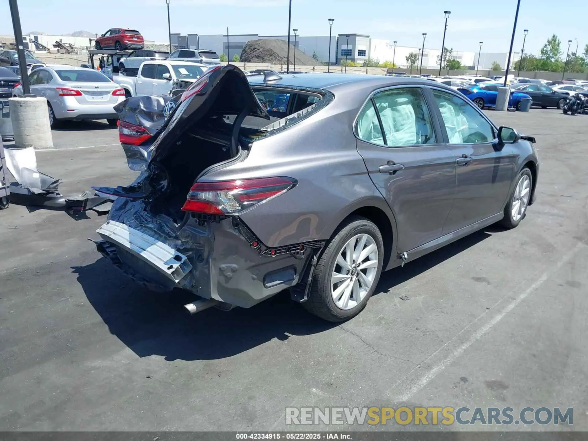 4 Photograph of a damaged car 4T1C11AK2PU117562 TOYOTA CAMRY 2023