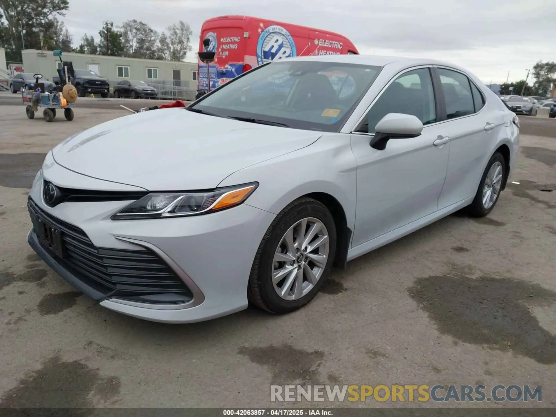 2 Photograph of a damaged car 4T1C11AK2PU120641 TOYOTA CAMRY 2023