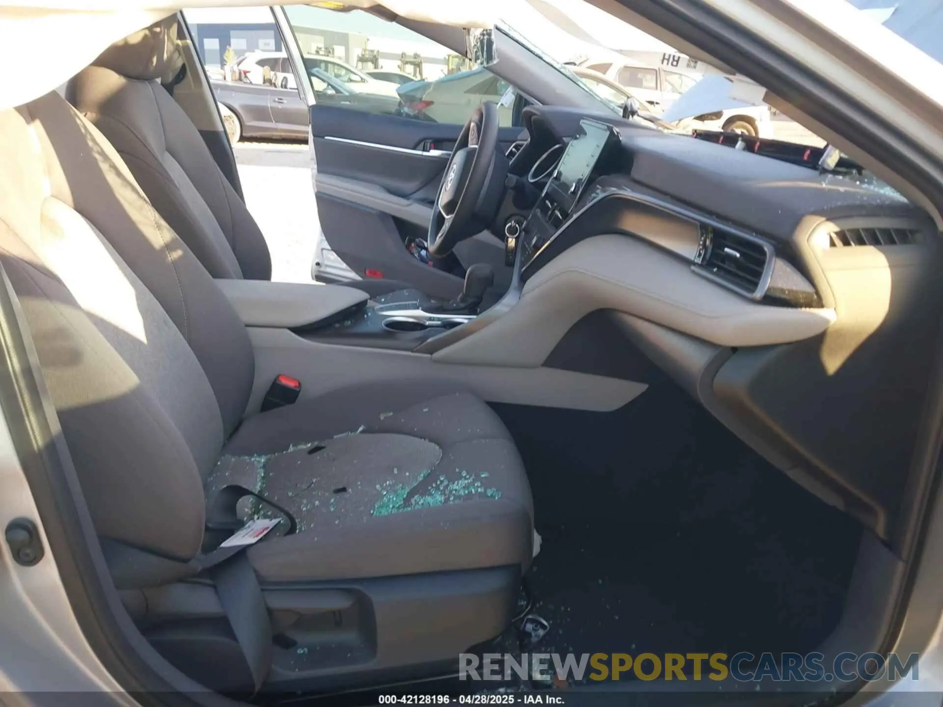 5 Photograph of a damaged car 4T1C11AK2PU125757 TOYOTA CAMRY 2023