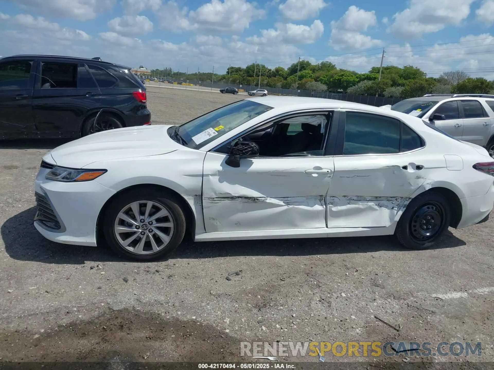 15 Photograph of a damaged car 4T1C11AK2PU185800 TOYOTA CAMRY 2023