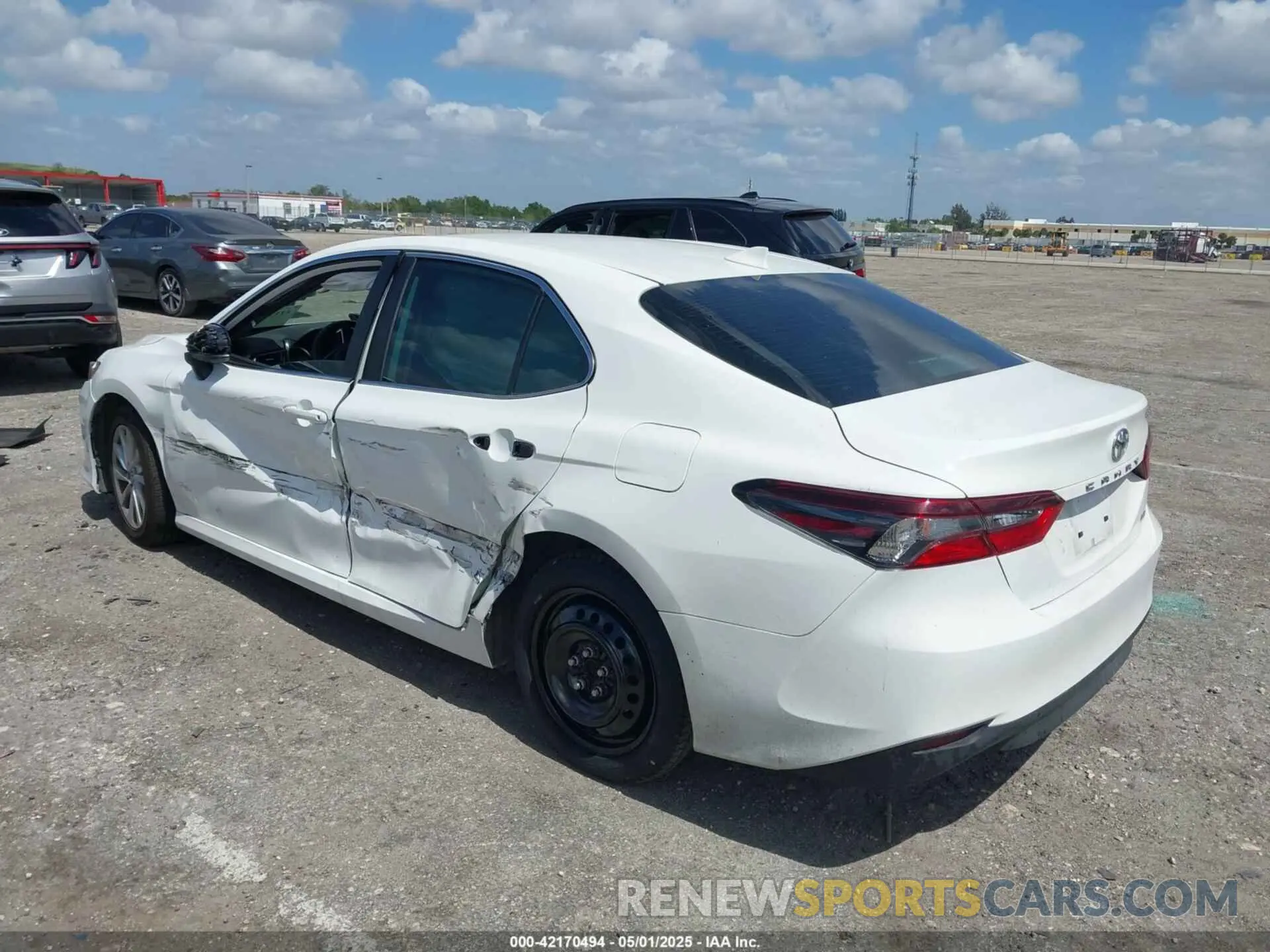 3 Photograph of a damaged car 4T1C11AK2PU185800 TOYOTA CAMRY 2023