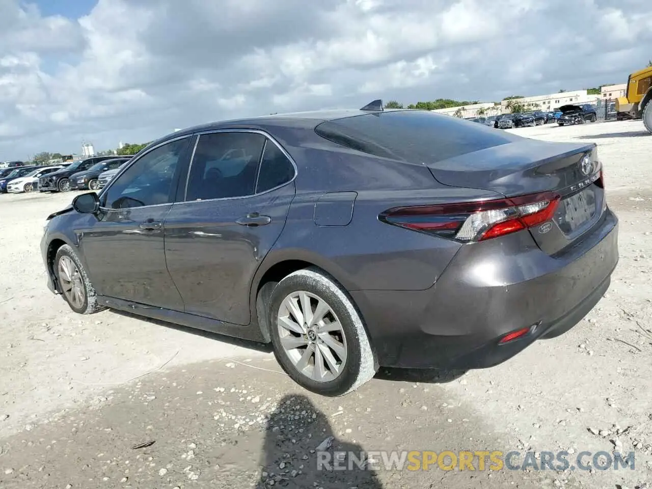 2 Фотография поврежденного автомобиля 4T1C11AK2PU751390 TOYOTA CAMRY 2023