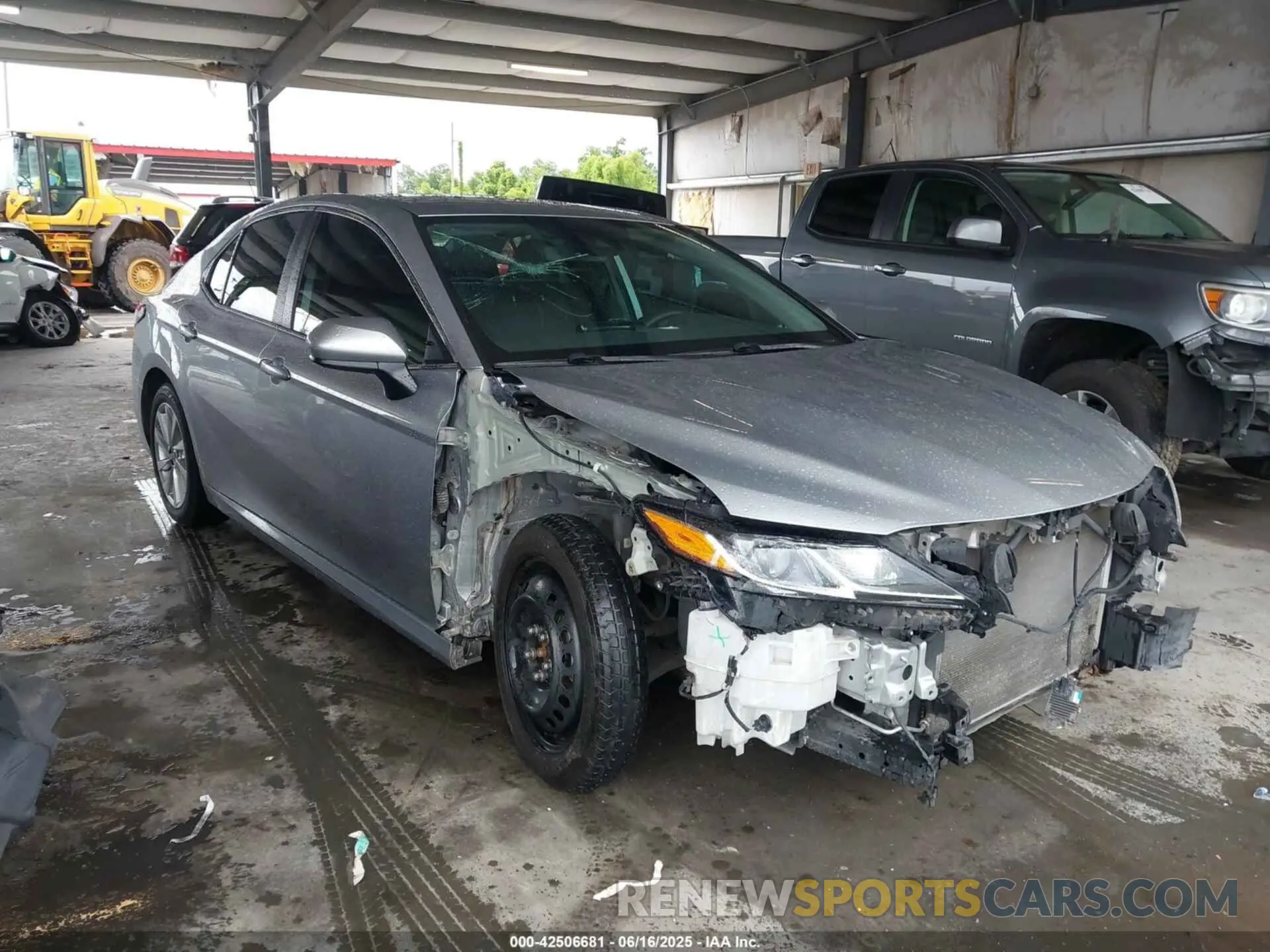 1 Photograph of a damaged car 4T1C11AK2PU814214 TOYOTA CAMRY 2023