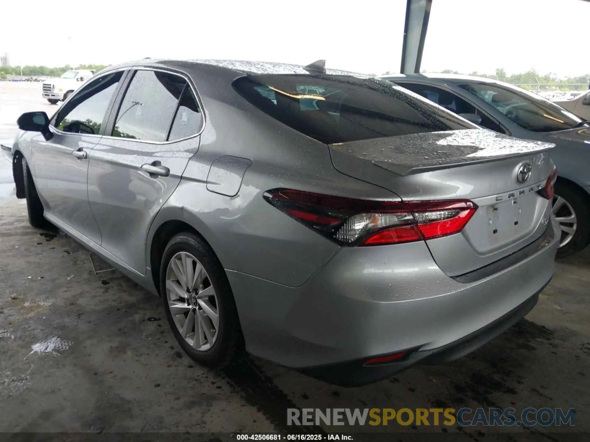 3 Photograph of a damaged car 4T1C11AK2PU814214 TOYOTA CAMRY 2023