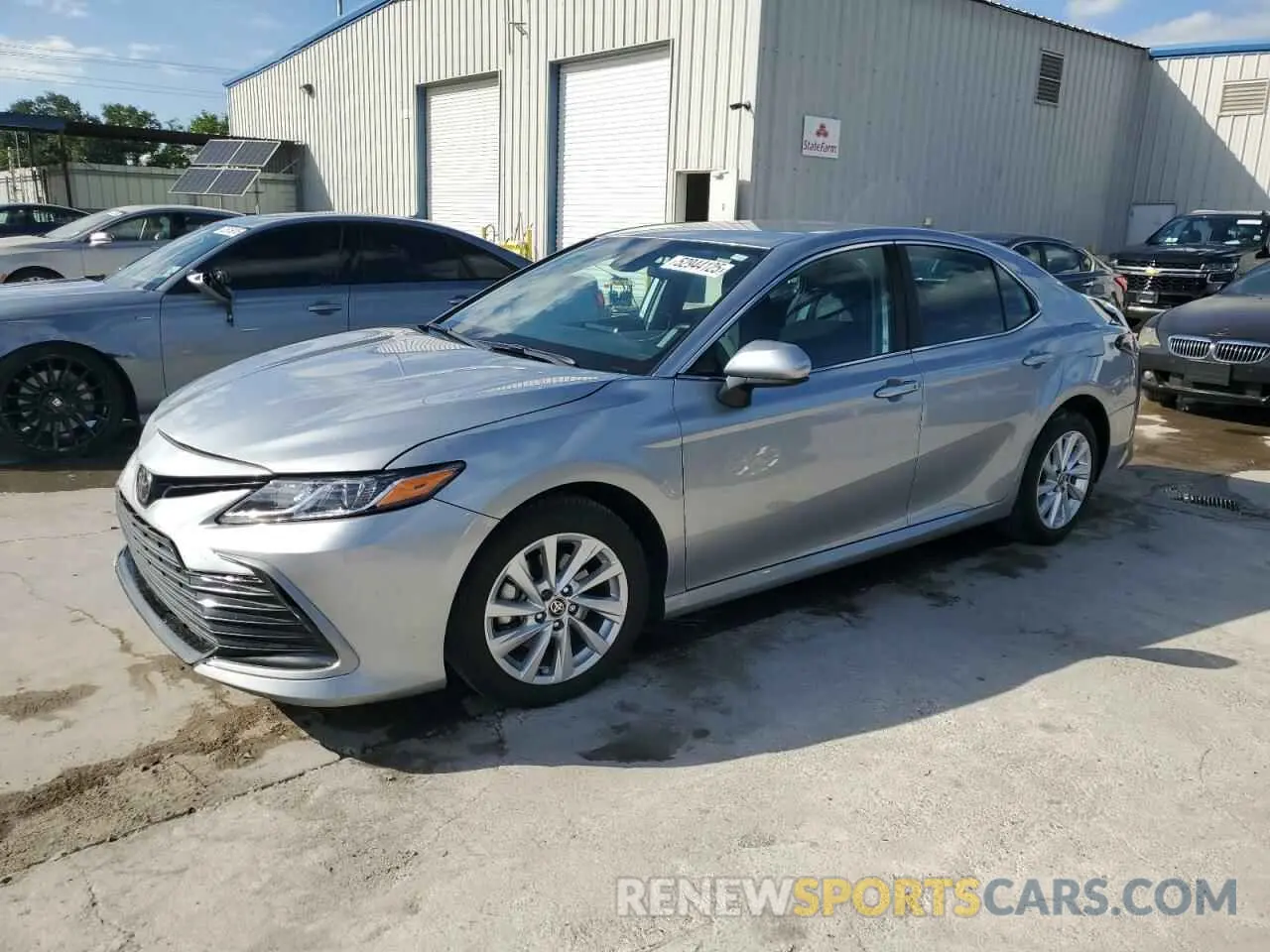 1 Photograph of a damaged car 4T1C11AK2PU815329 TOYOTA CAMRY 2023