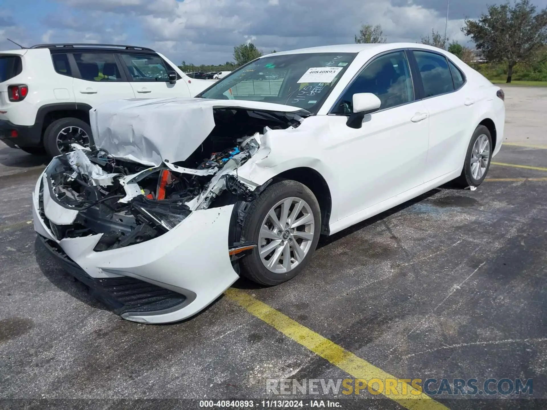 2 Фотография поврежденного автомобиля 4T1C11AK2PU825987 TOYOTA CAMRY 2023