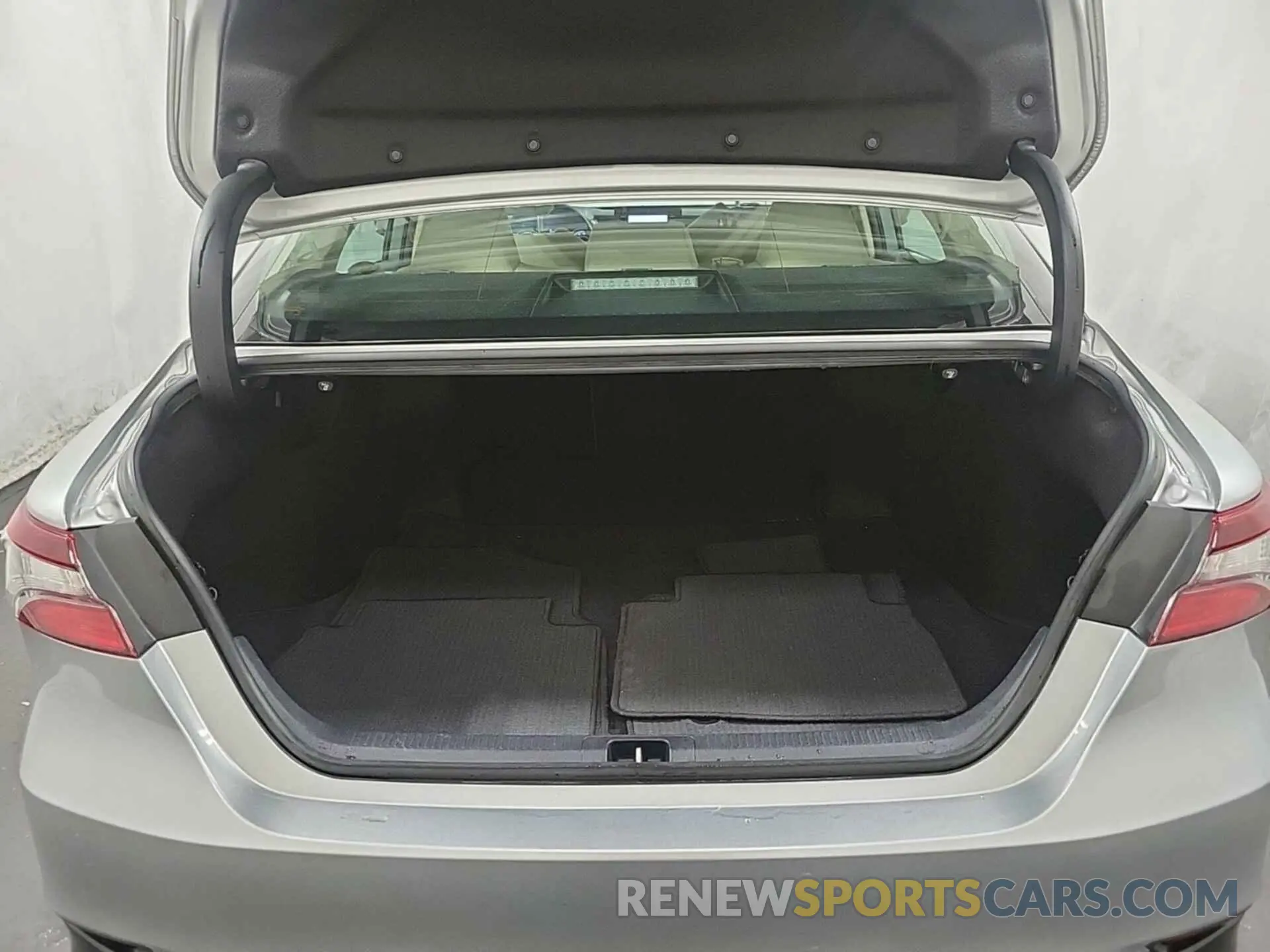 2 Фотография поврежденного автомобиля 4T1C11AK3PU105243 TOYOTA CAMRY 2023