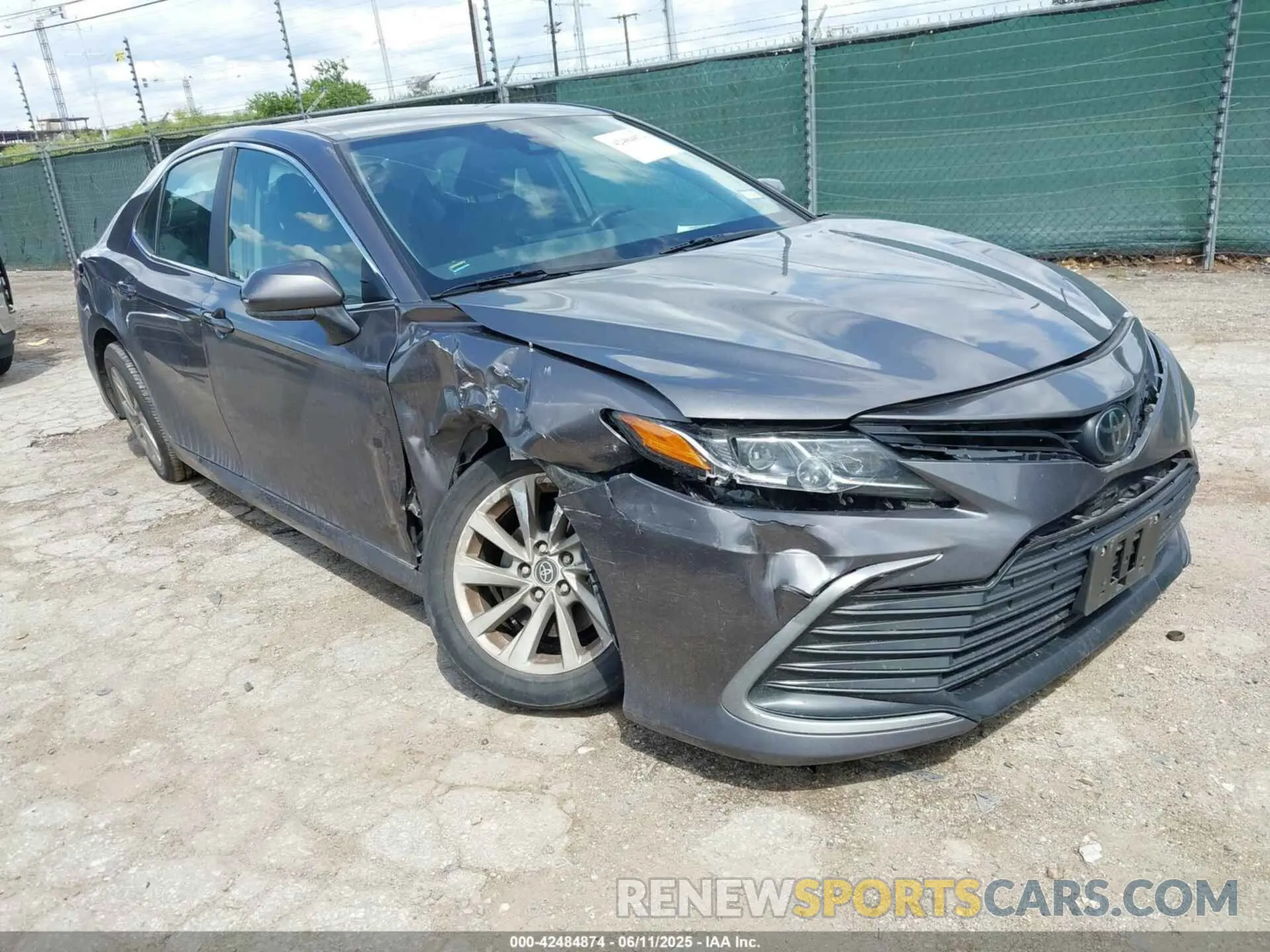 1 Photograph of a damaged car 4T1C11AK3PU110040 TOYOTA CAMRY 2023
