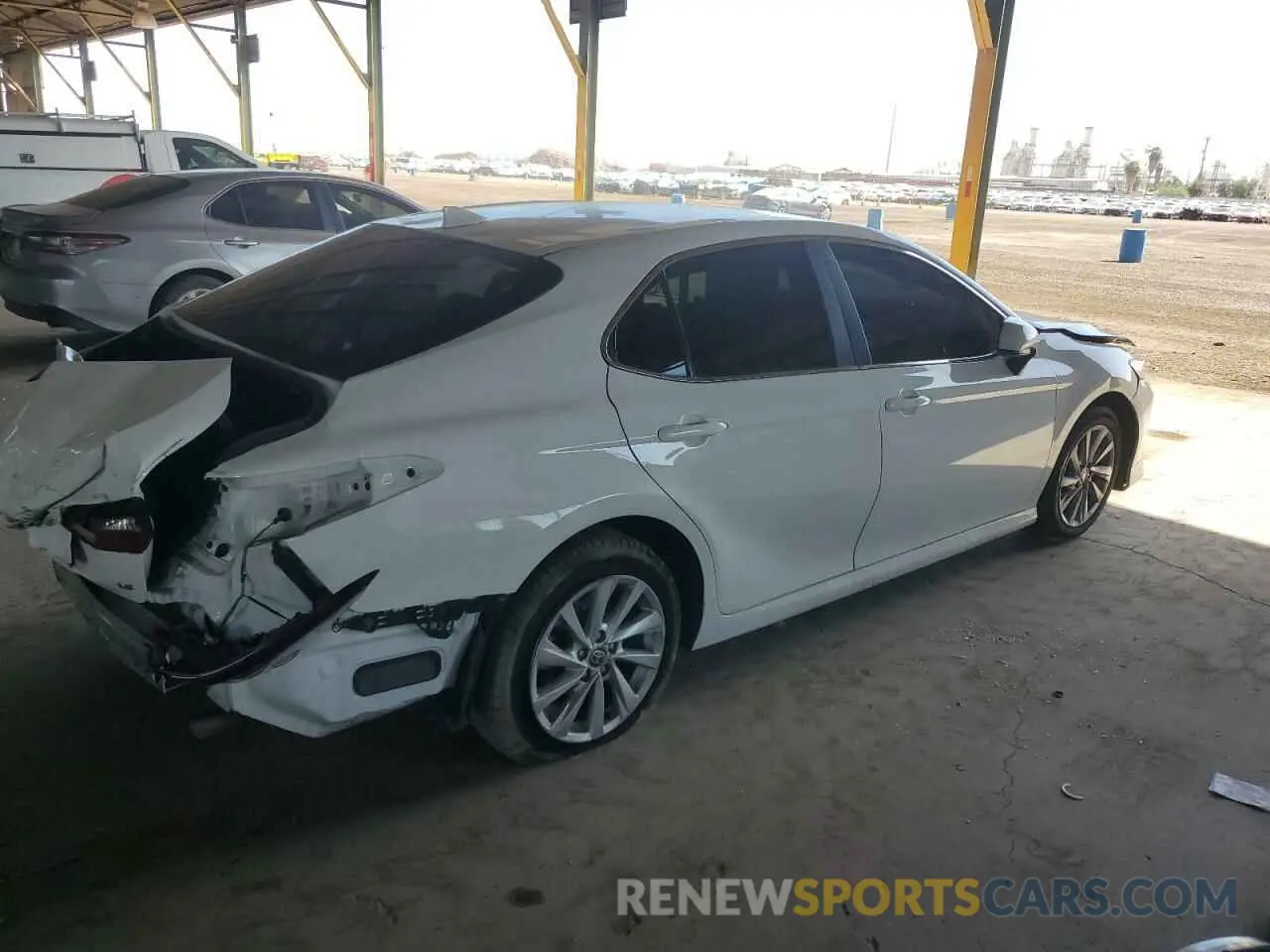 3 Фотография поврежденного автомобиля 4T1C11AK4PU138994 TOYOTA CAMRY 2023