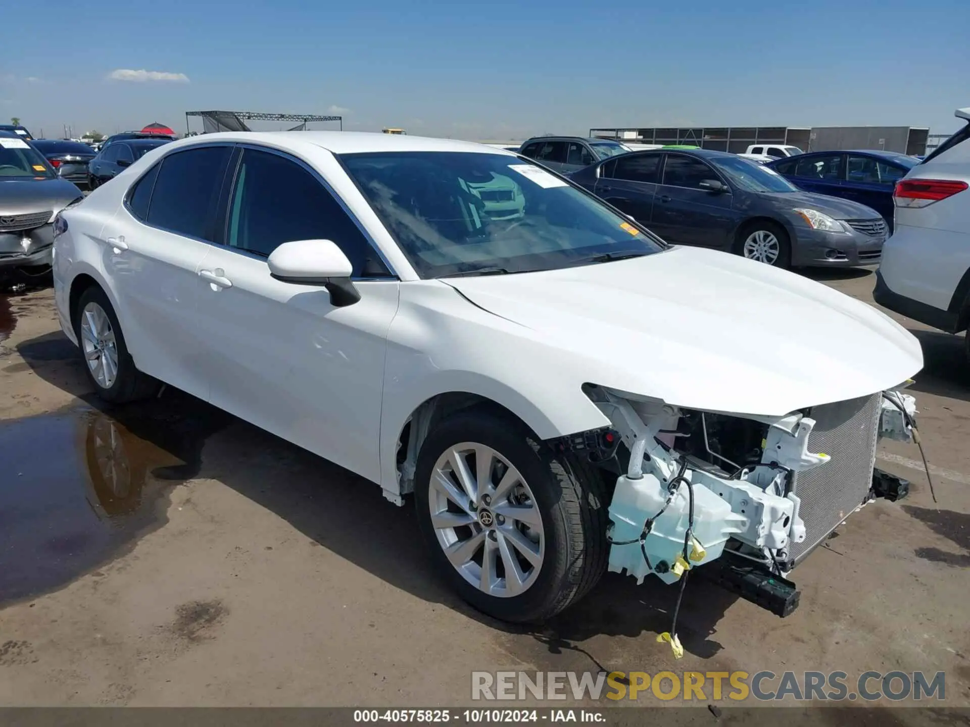 1 Photograph of a damaged car 4T1C11AK5PU140611 TOYOTA CAMRY 2023