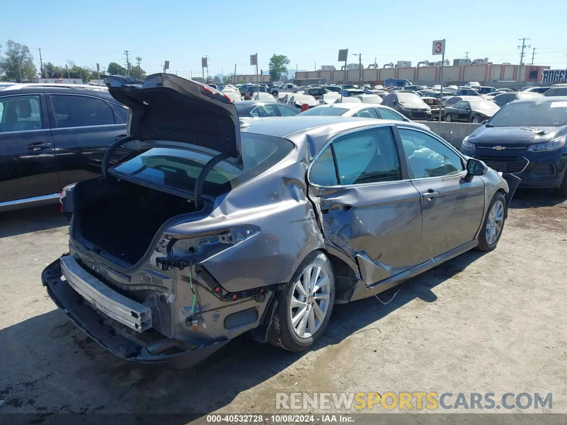 4 Фотография поврежденного автомобиля 4T1C11AK5PU764859 TOYOTA CAMRY 2023