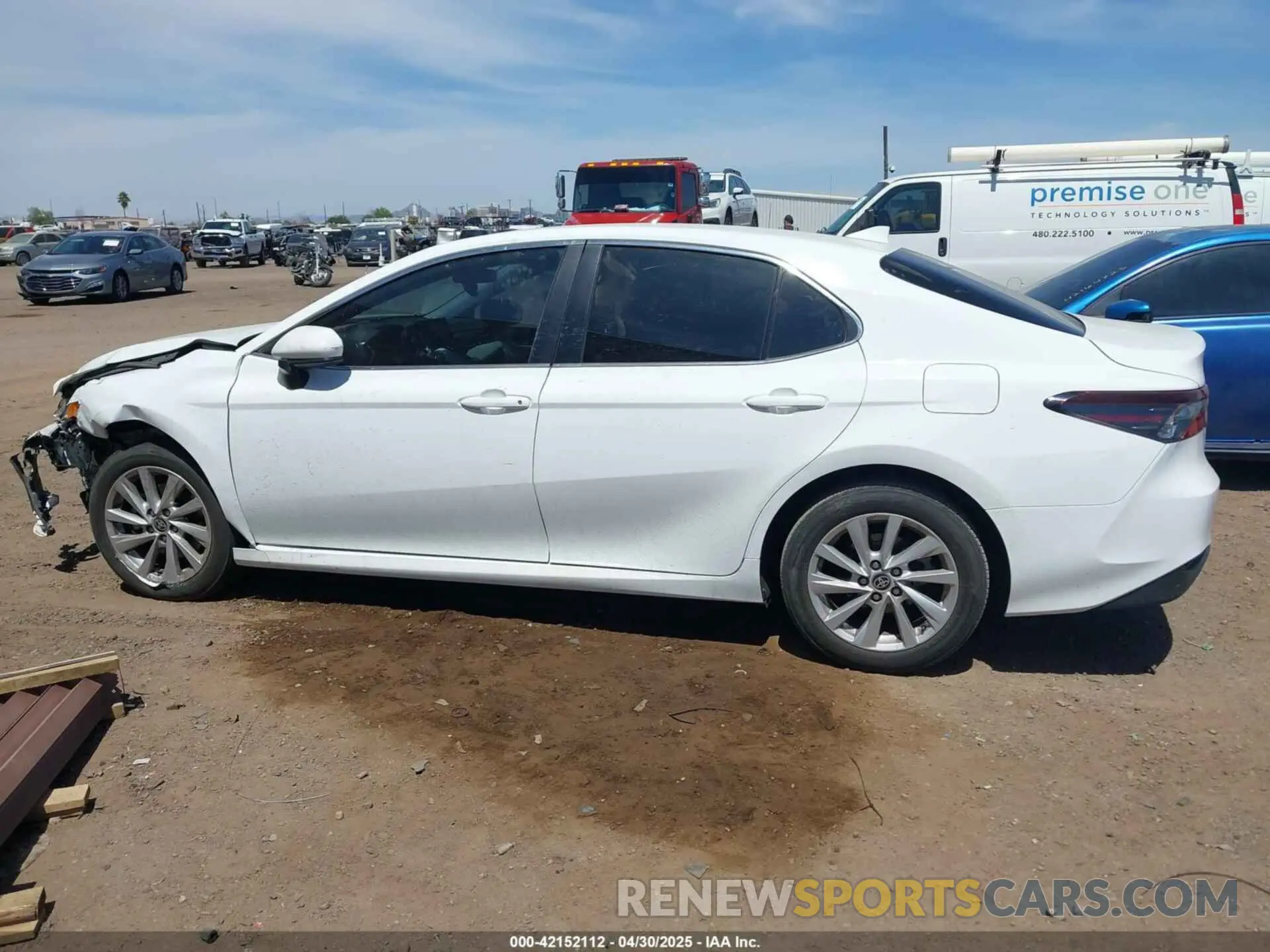 14 Photograph of a damaged car 4T1C11AK5PU829807 TOYOTA CAMRY 2023