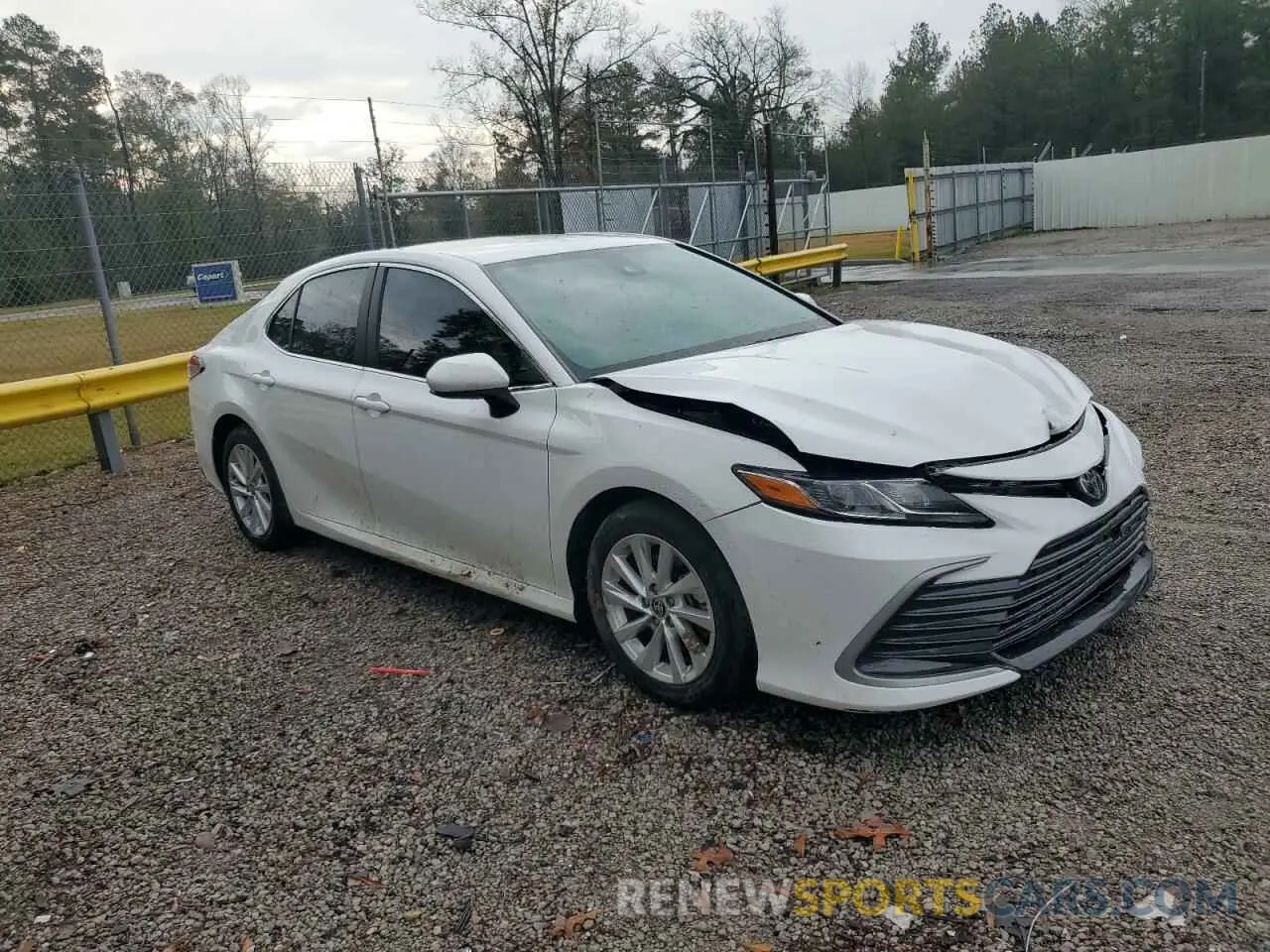 4 Photograph of a damaged car 4T1C11AK5PU836885 TOYOTA CAMRY 2023