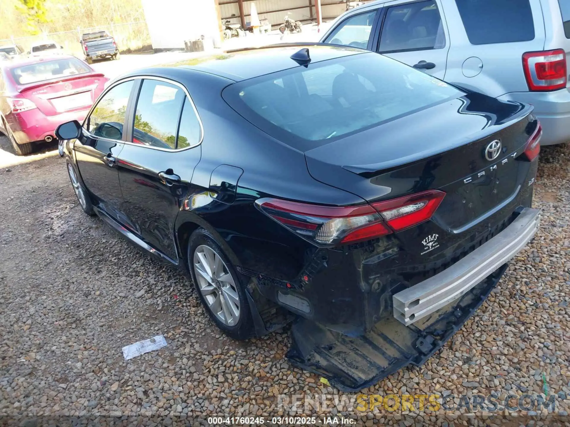 3 Фотография поврежденного автомобиля 4T1C11AK6PU735676 TOYOTA CAMRY 2023