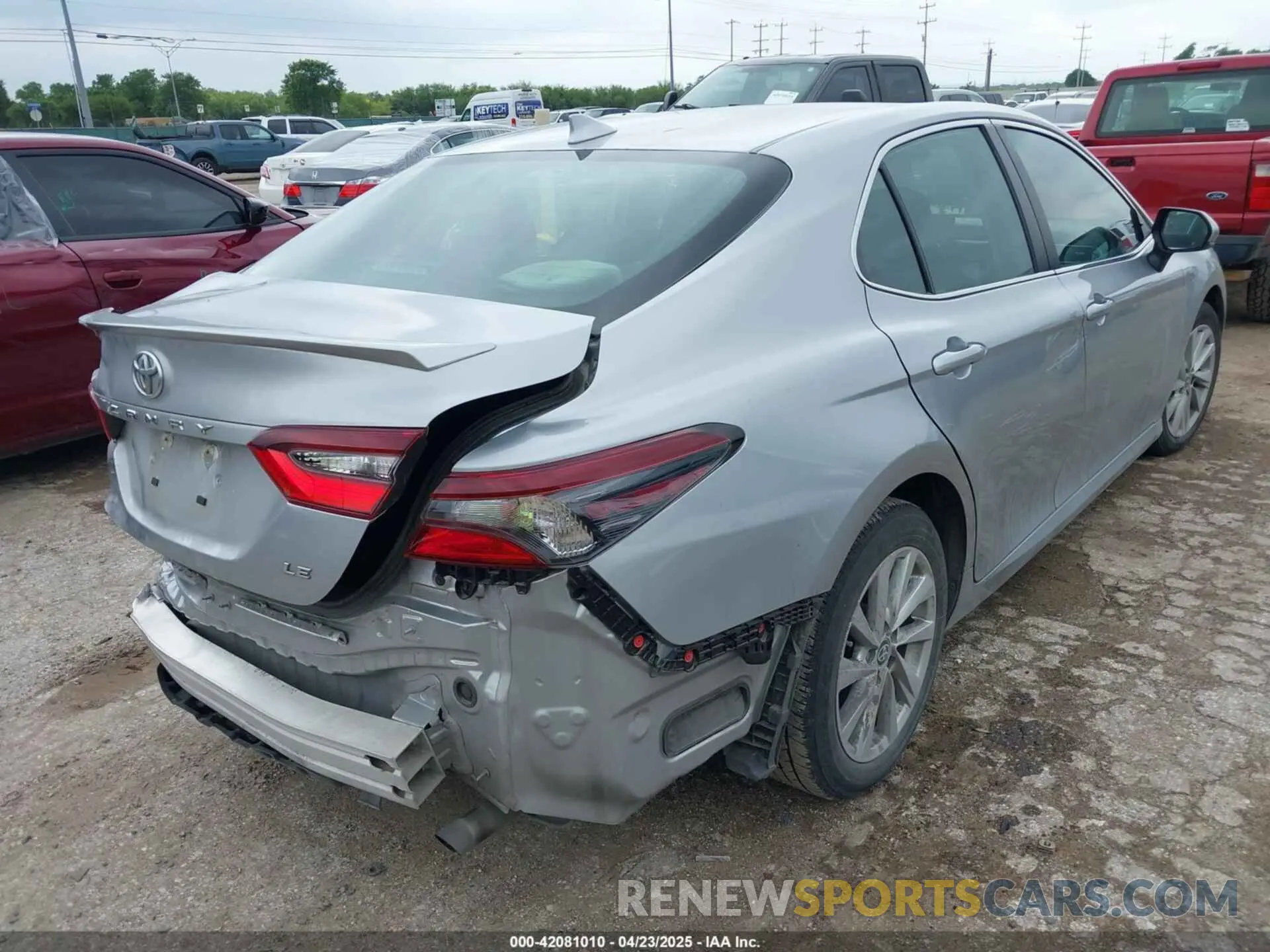 4 Фотография поврежденного автомобиля 4T1C11AK6PU750923 TOYOTA CAMRY 2023
