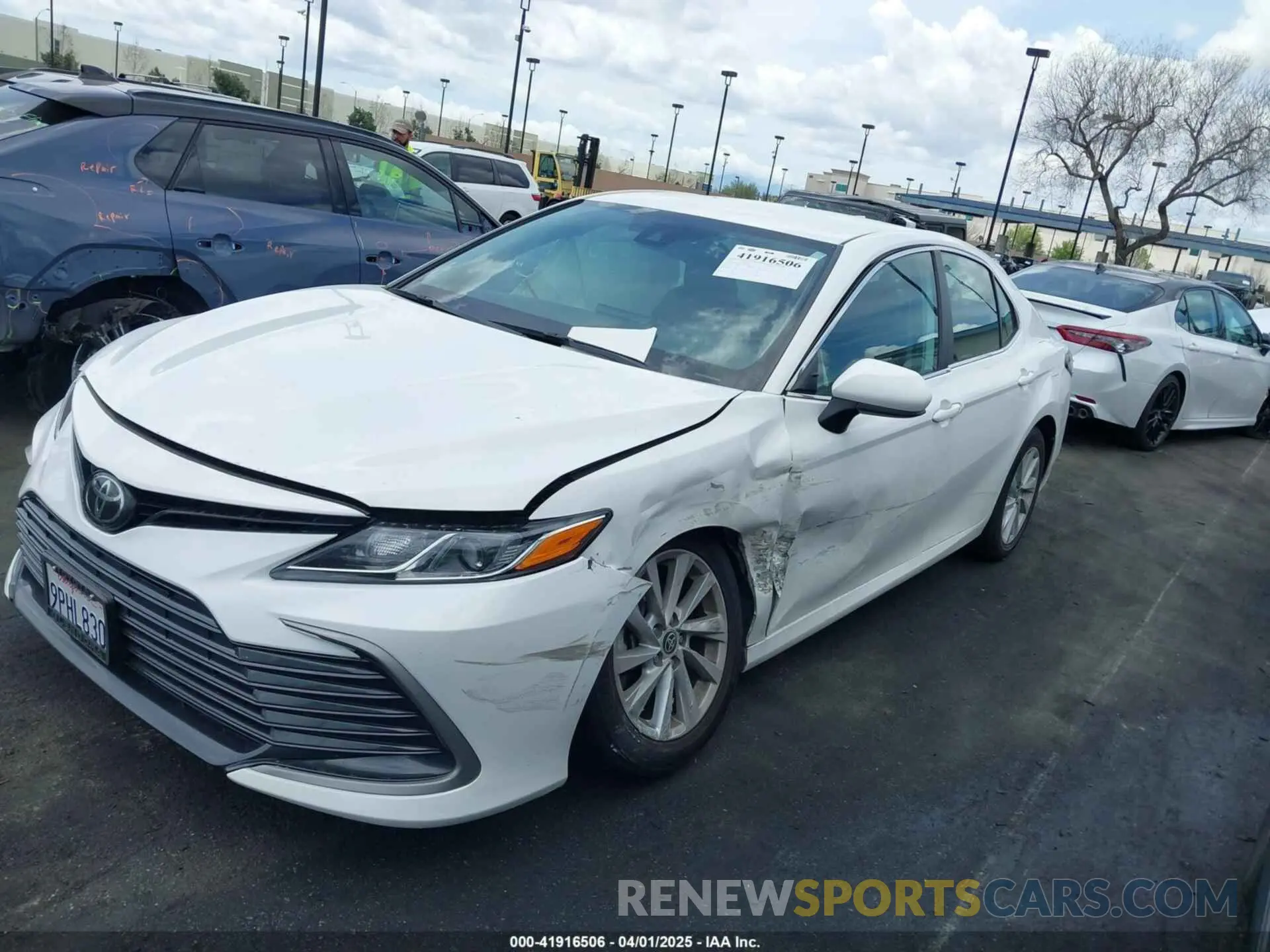15 Photograph of a damaged car 4T1C11AK7PU086728 TOYOTA CAMRY 2023