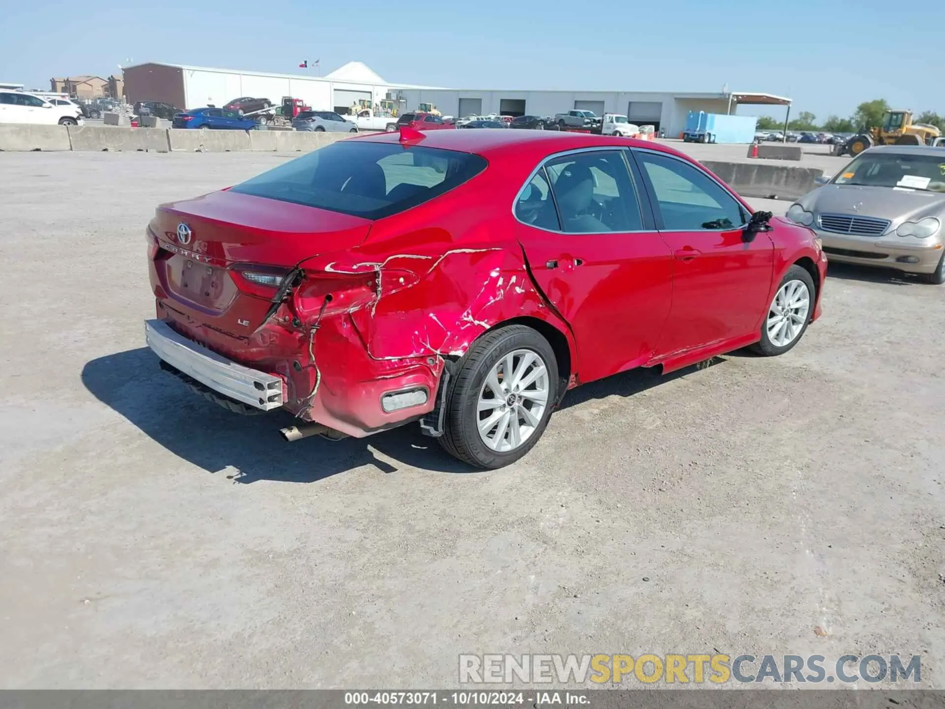 4 Photograph of a damaged car 4T1C11AK7PU092965 TOYOTA CAMRY 2023