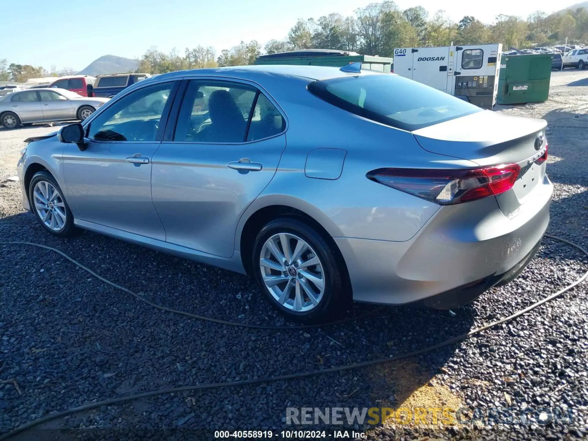 3 Фотография поврежденного автомобиля 4T1C11AK7PU135006 TOYOTA CAMRY 2023