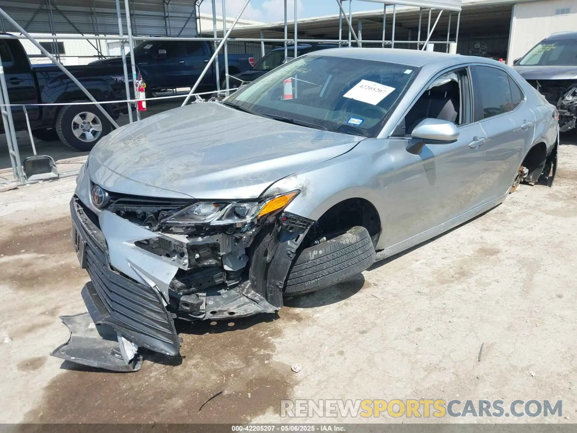 2 Фотография поврежденного автомобиля 4T1C11AK8PU806974 TOYOTA CAMRY 2023