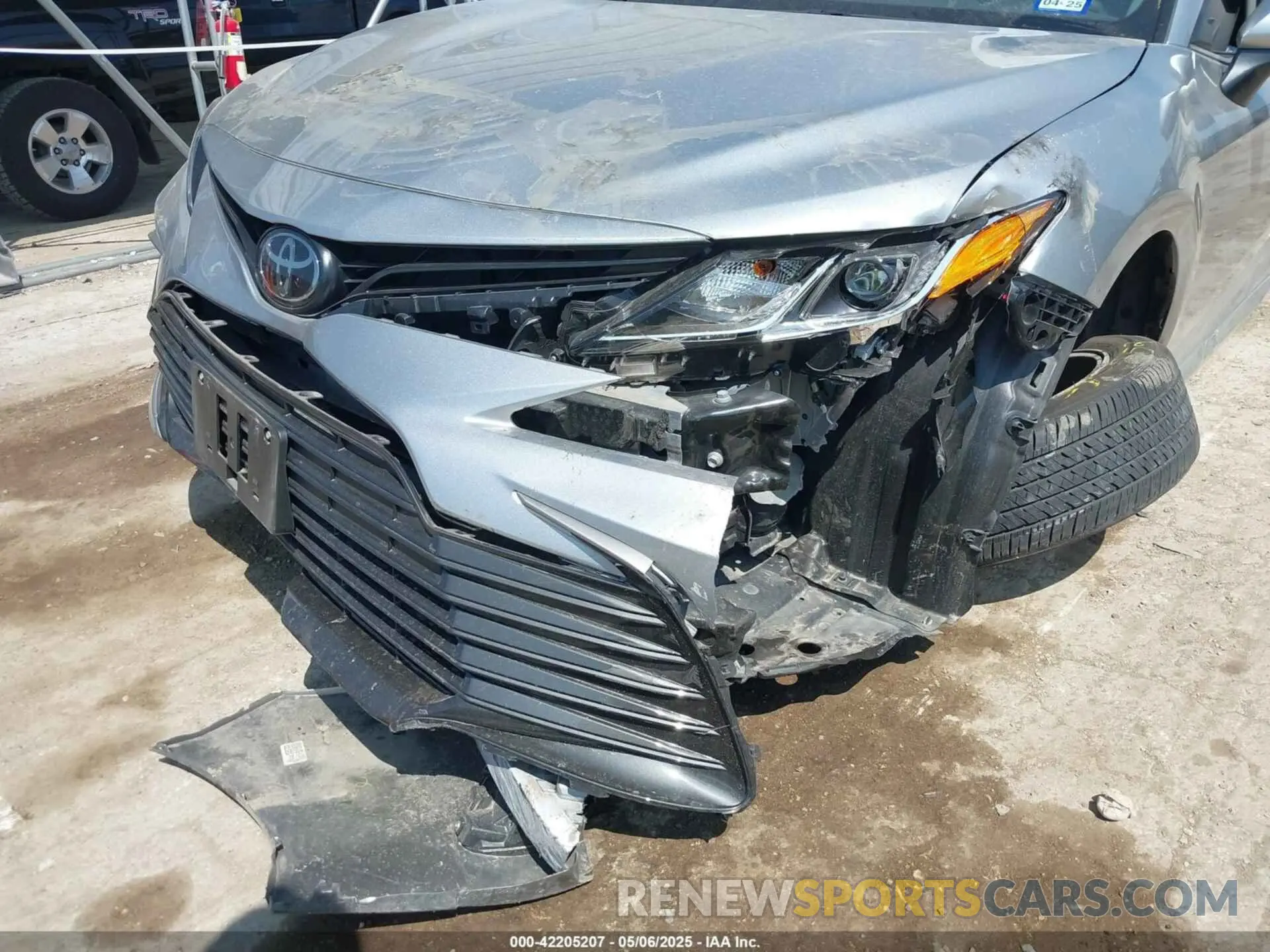 6 Фотография поврежденного автомобиля 4T1C11AK8PU806974 TOYOTA CAMRY 2023